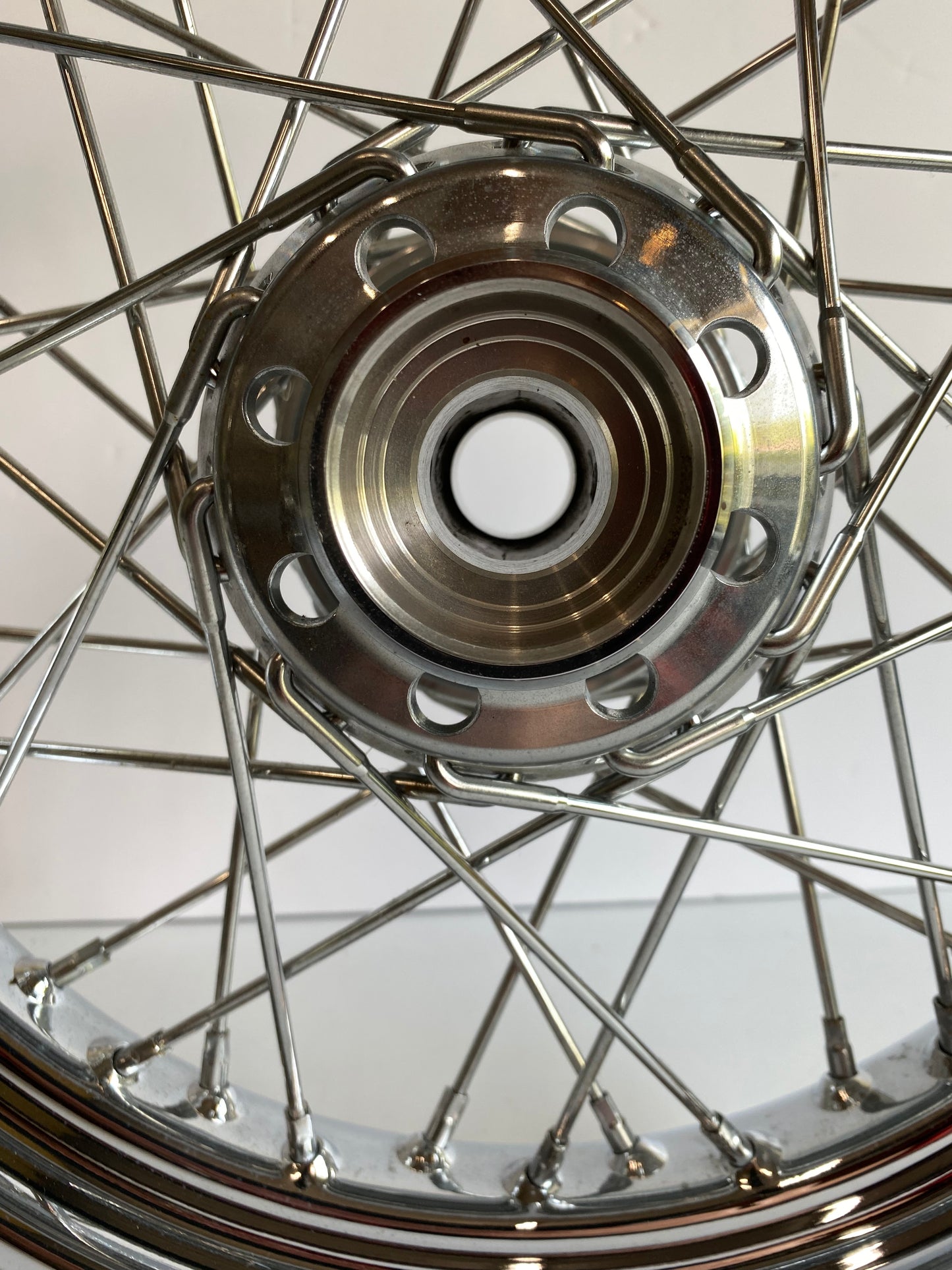 Roue à rayons avant chromée 16 pouces Softail Harley Davidson REF OEM 40700-05A