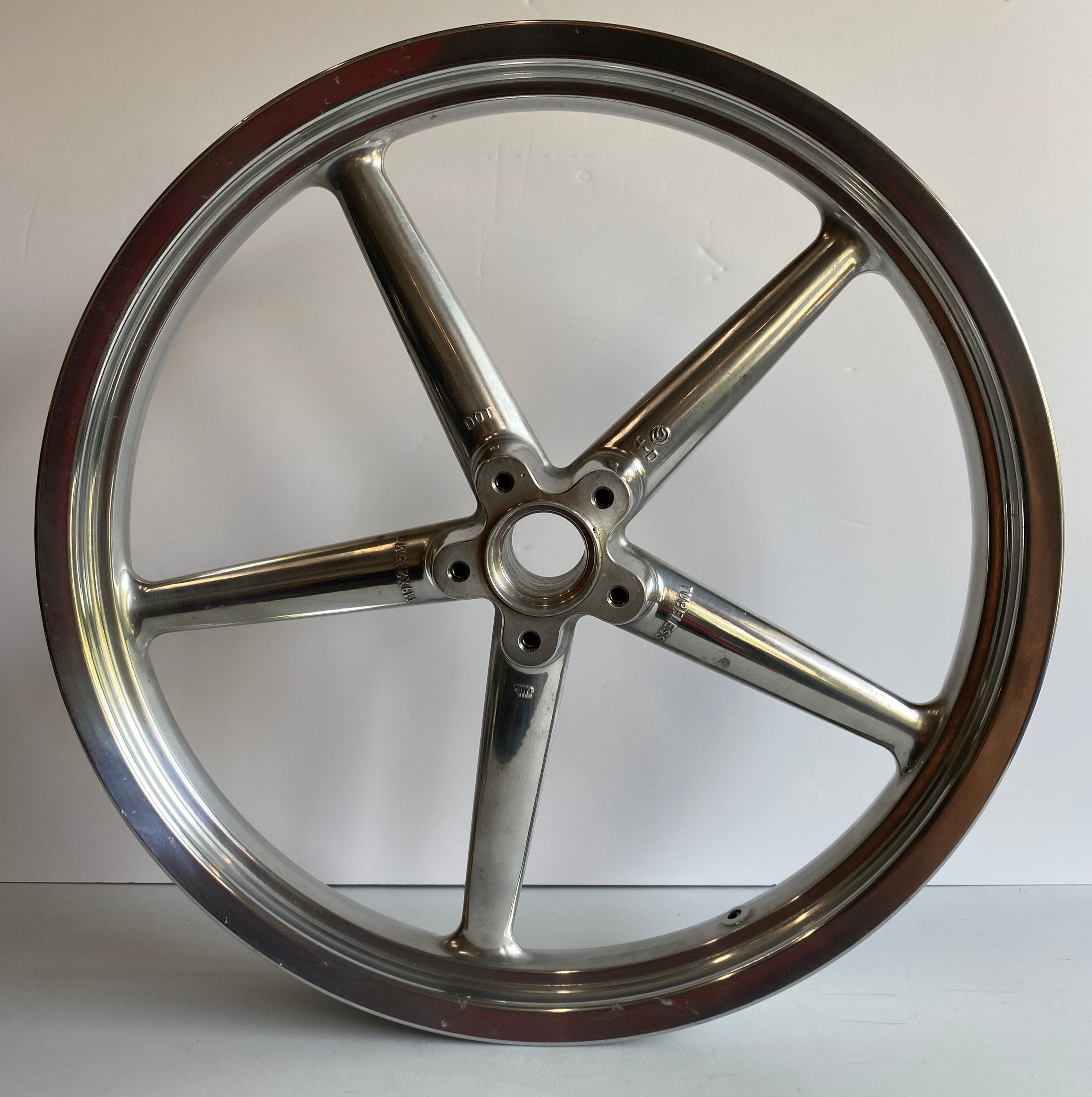 19 inch Front Wheel Softail Rock FXWC Harley Davidson REF OEM 41877-08