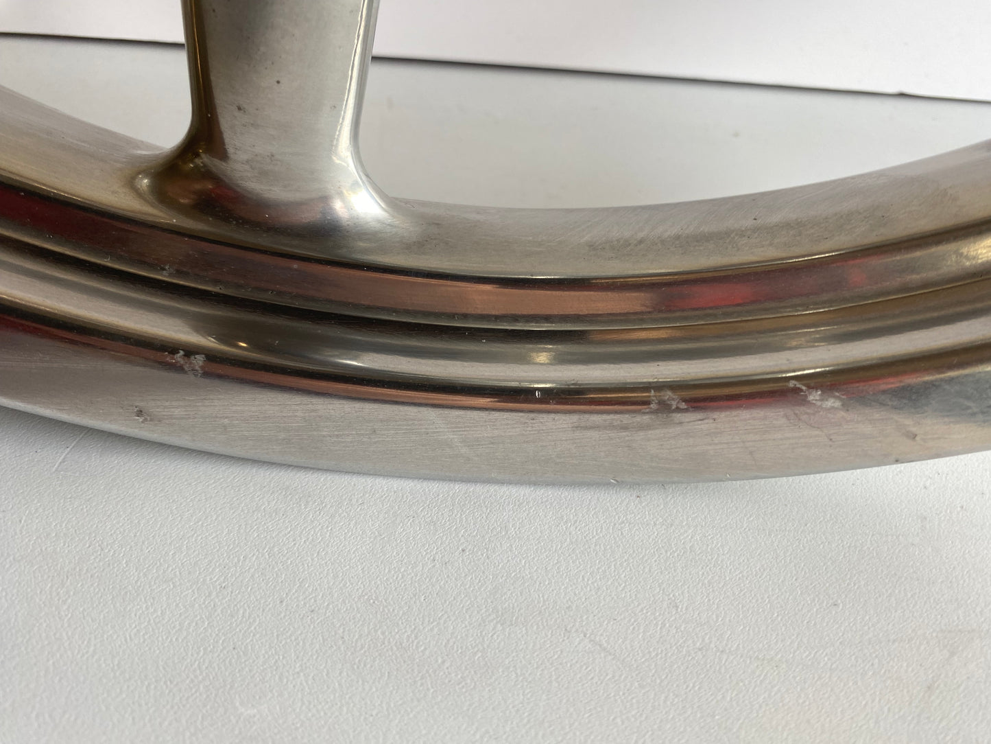 Roue avant 19 pouces Softail Rocher FXWC Harley Davidson REF OEM 41877-08
