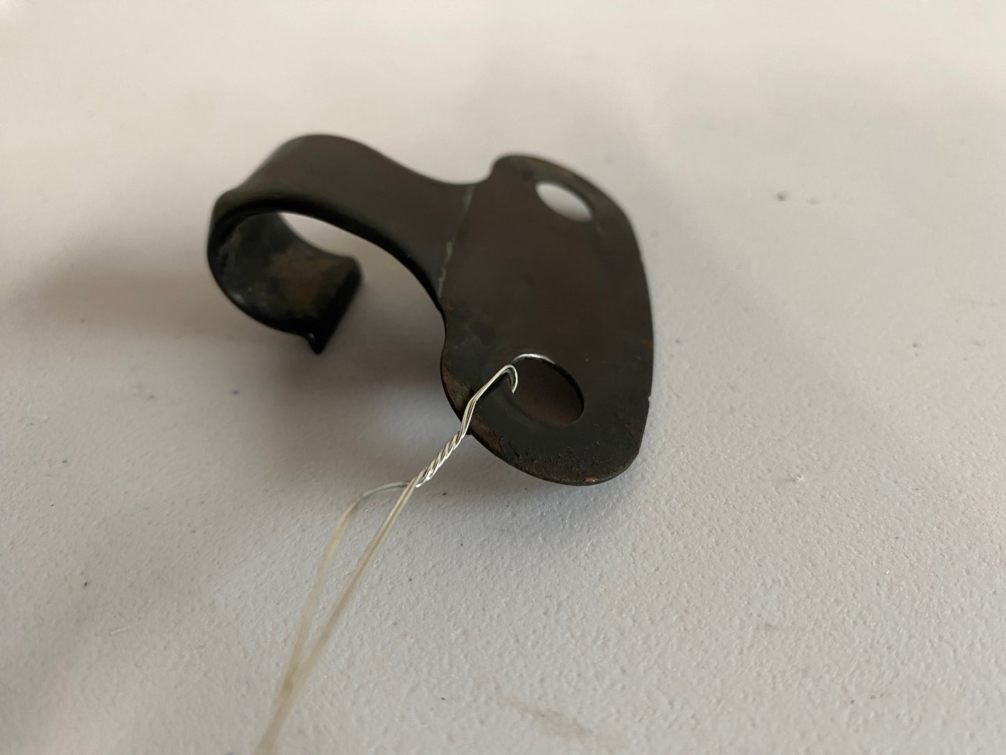 Clips pour fils électriques Harley Davidson REF  OEM : 10179A