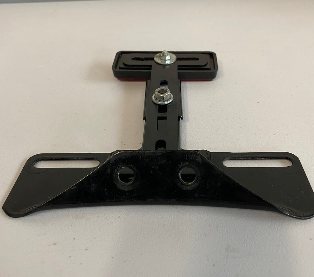 Original license plate holder REF OEM: 59984-73