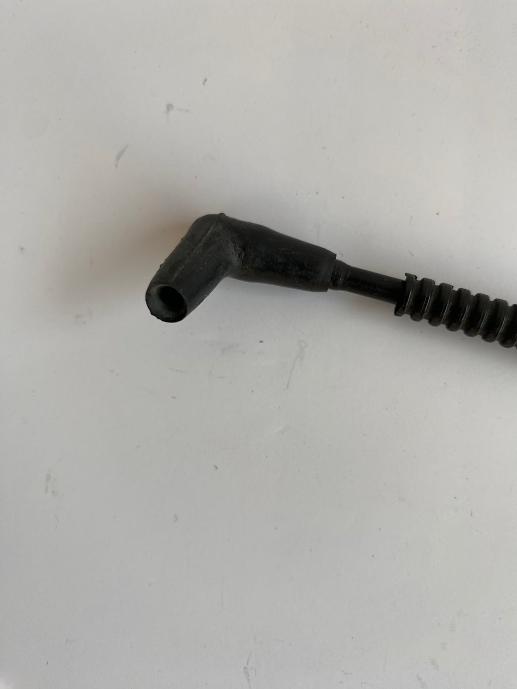 Durite robinet carburant VOES dépression Harley Davidson 20 cm