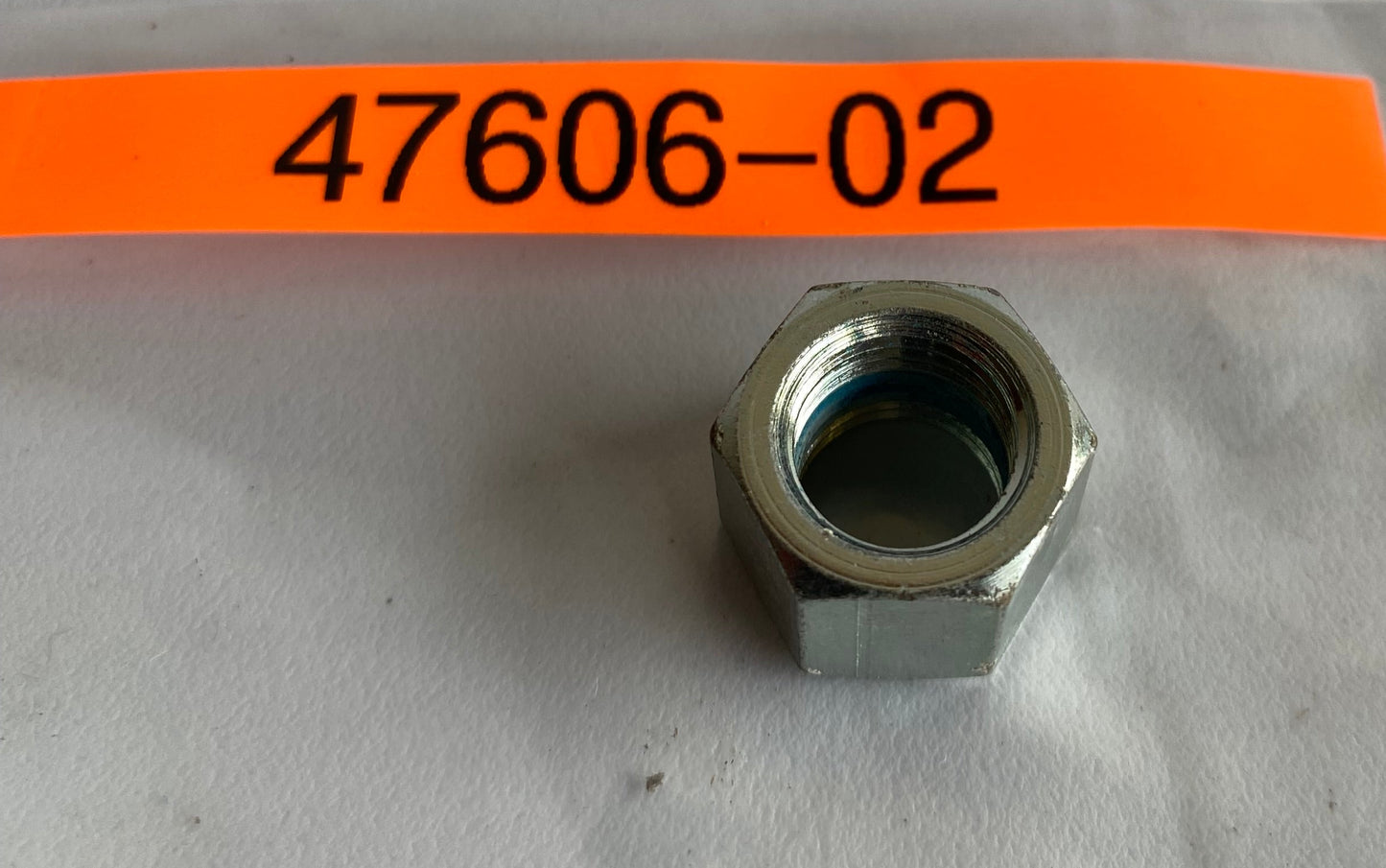 Ecrou axe bras oscillant Touring Harley Davidson REF OEM 47606-02