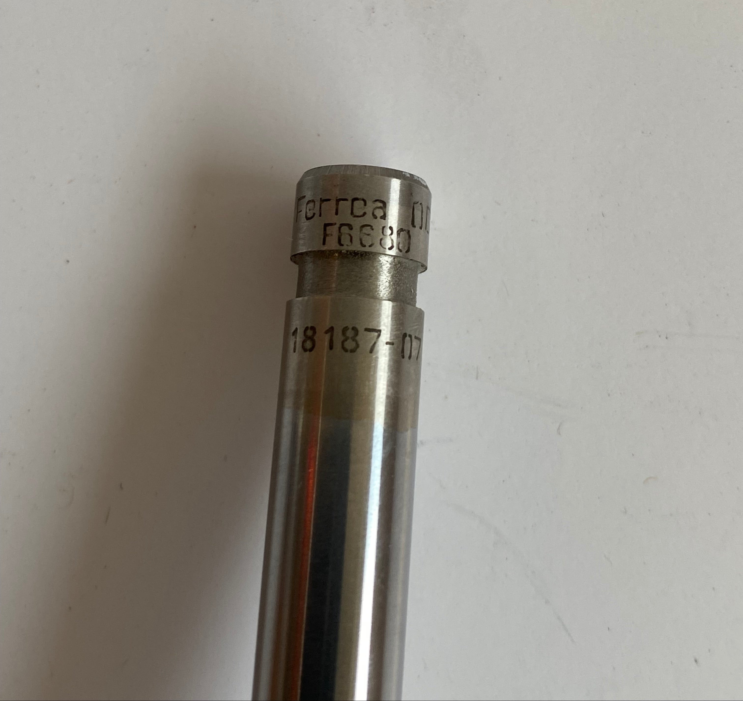 Soupape d'admission CVO moteur 110ci  Harley Davidson REF OEM 18187-07