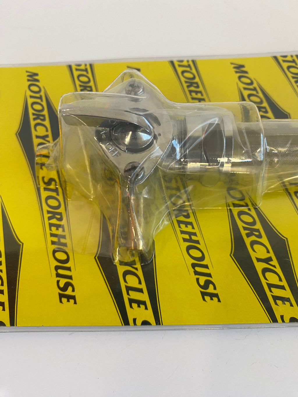 Robinet d'essence carburant sortie à droite Harley Davidson REF MCS 914367