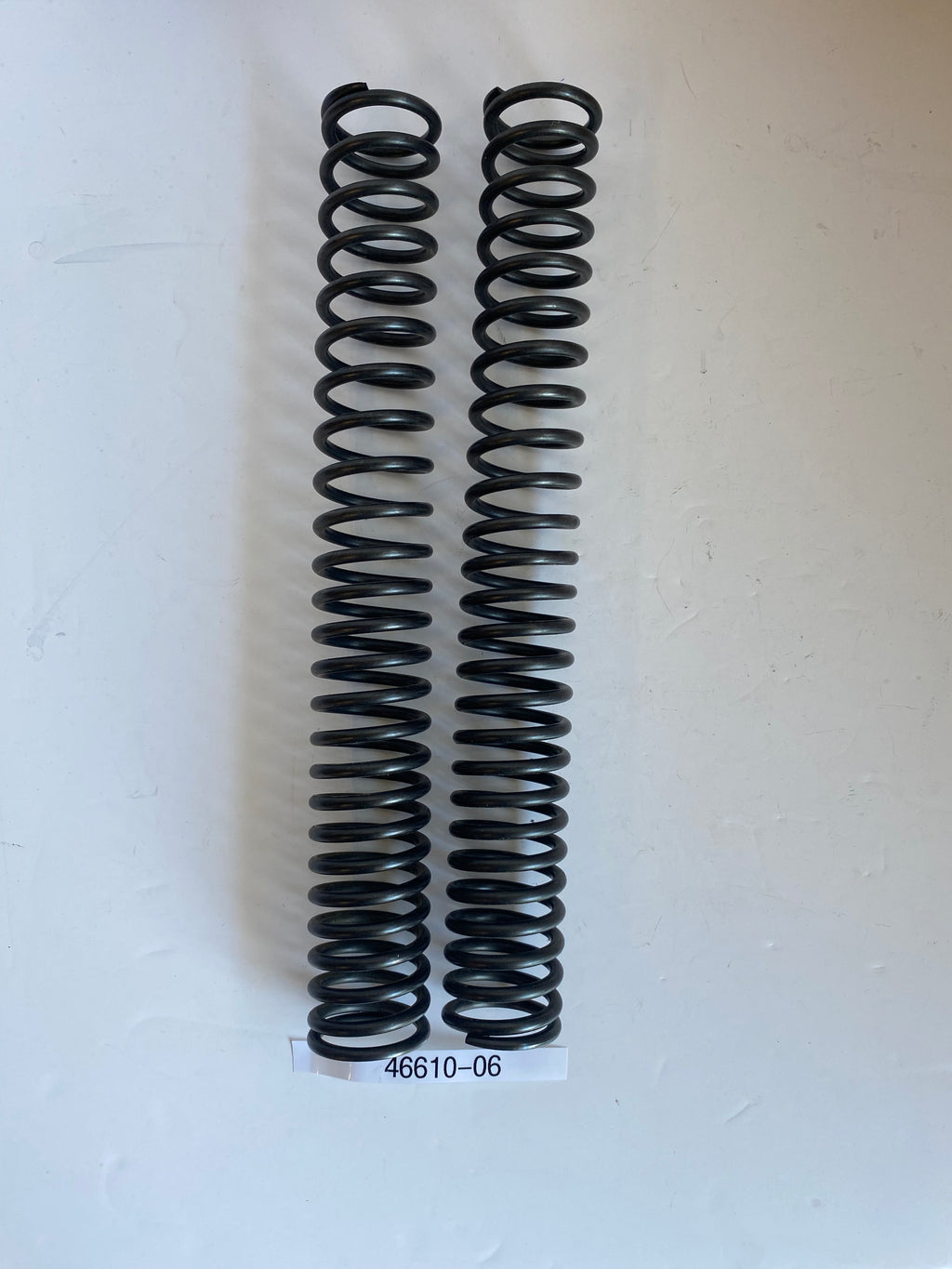 Jeu de 2 ressorts de fourche 49mm Harley Davidson REF OEM 46610-06