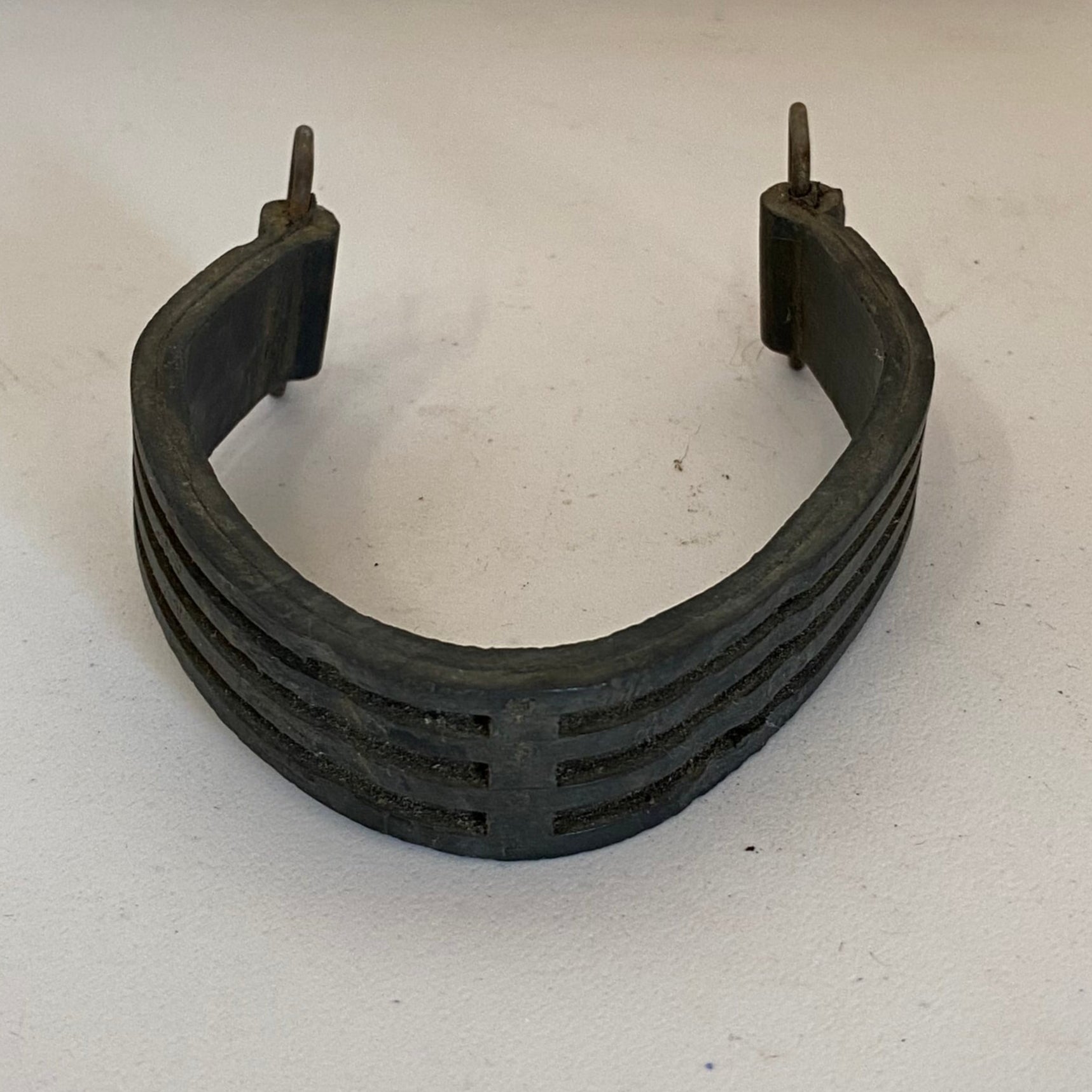 Sangle de batterie Harley Davidson REF OEM : 66017-01