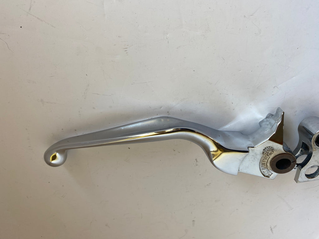 Jeu de leviers chromées Harley Davidson REF OEM 45076-96 & 45077-07