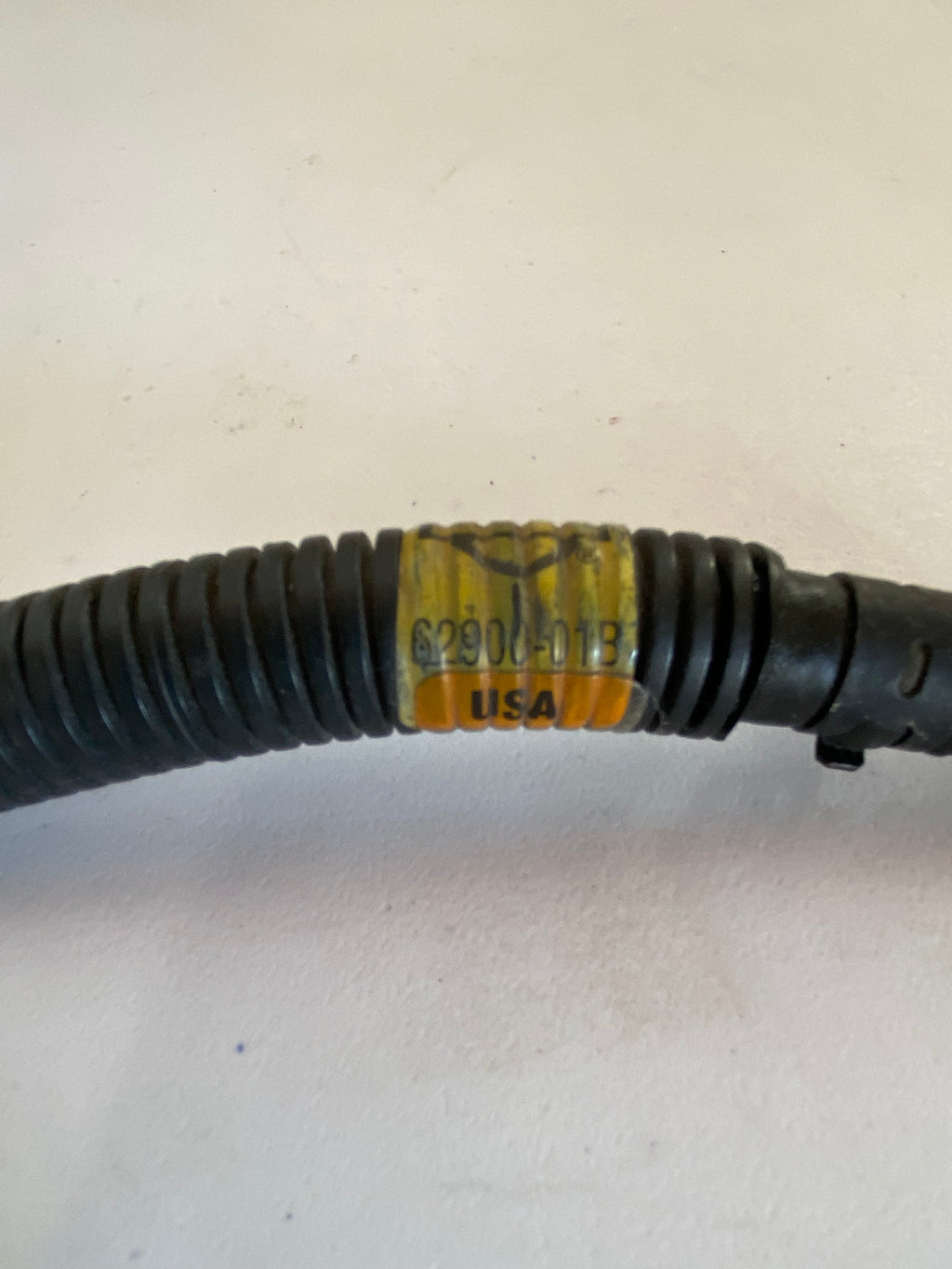 Harley Davidson injection/tank hose REF OEM: 62900-01B