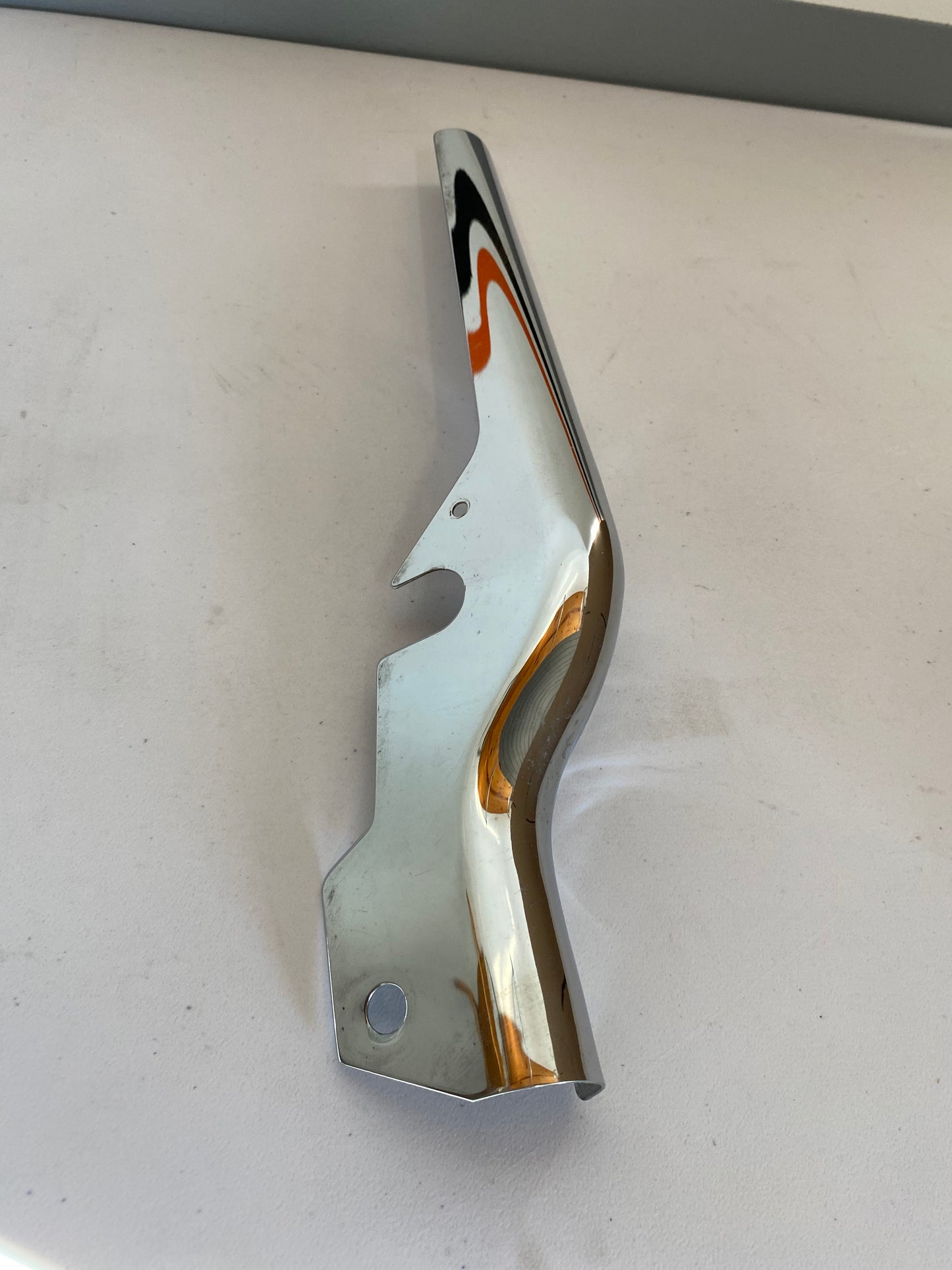 Cache sabre droit chromé Harley Davidson REF OEM : 47504-97