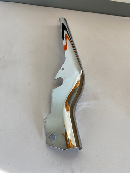 Cache sabre droit chromé Harley Davidson REF OEM : 47504-97