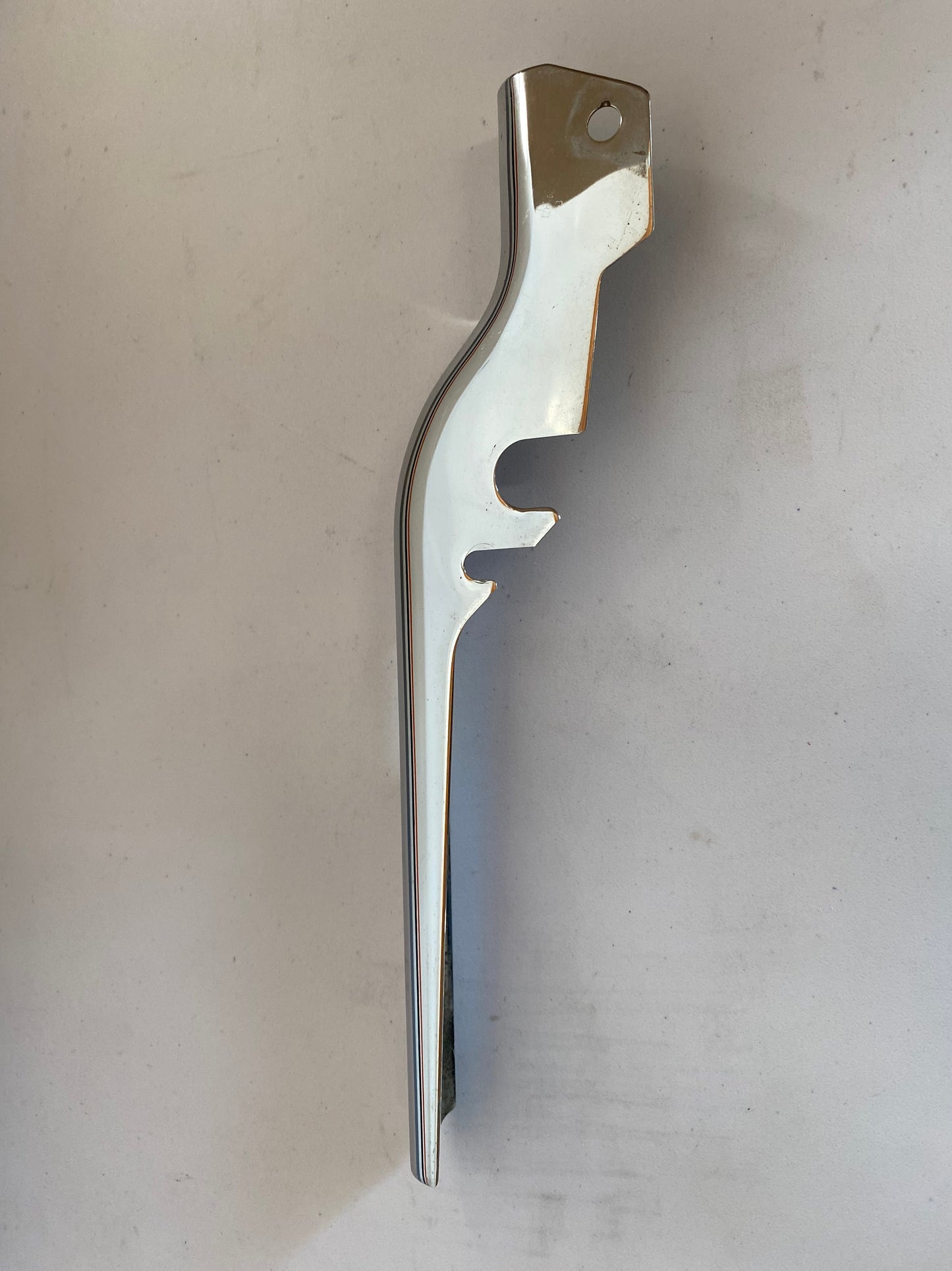 Cache sabre droit  chromé Harley Davidson REF OEM : 47552-79B
