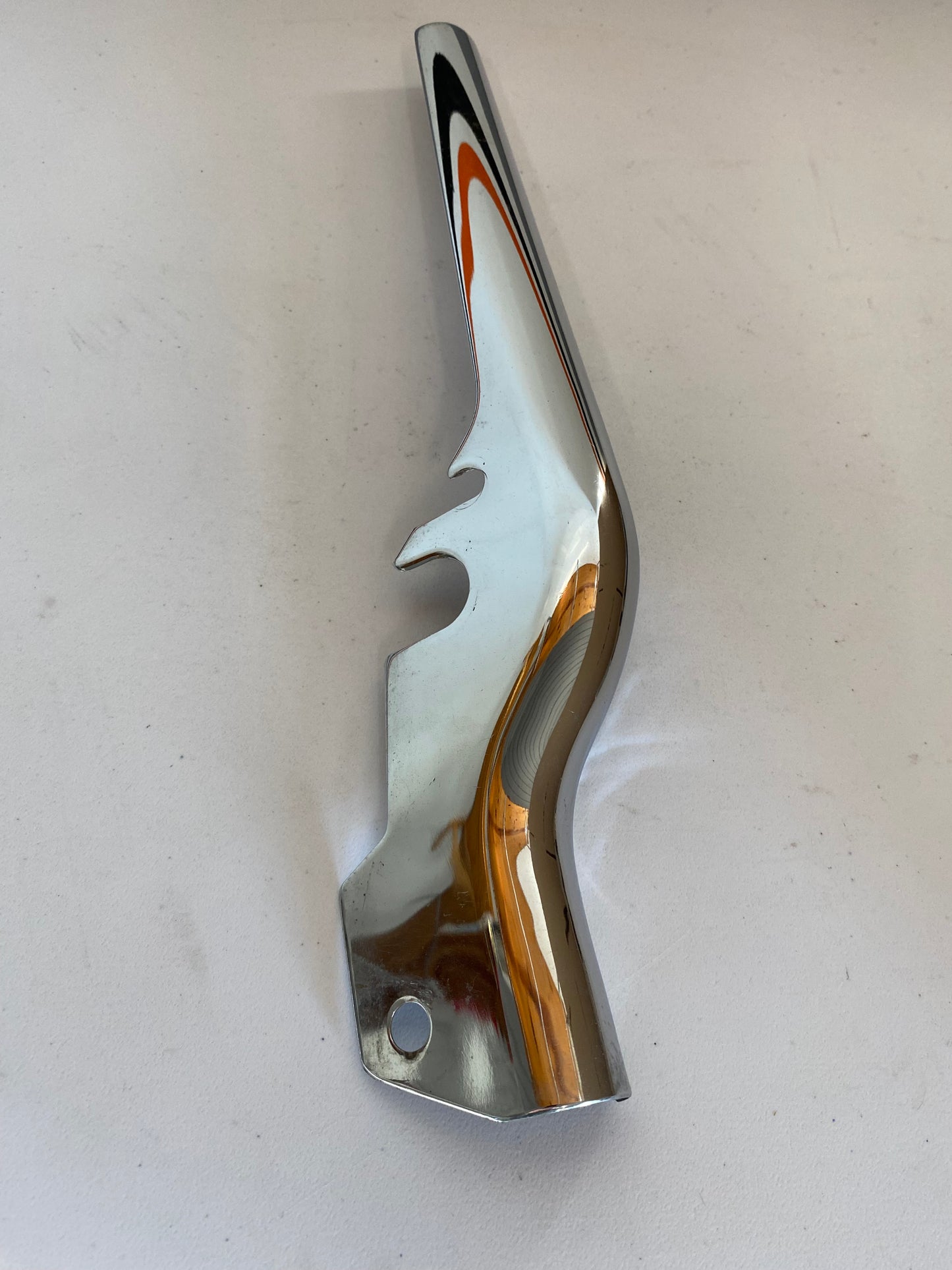 Cache sabre droit  chromé Harley Davidson REF OEM : 47552-79B