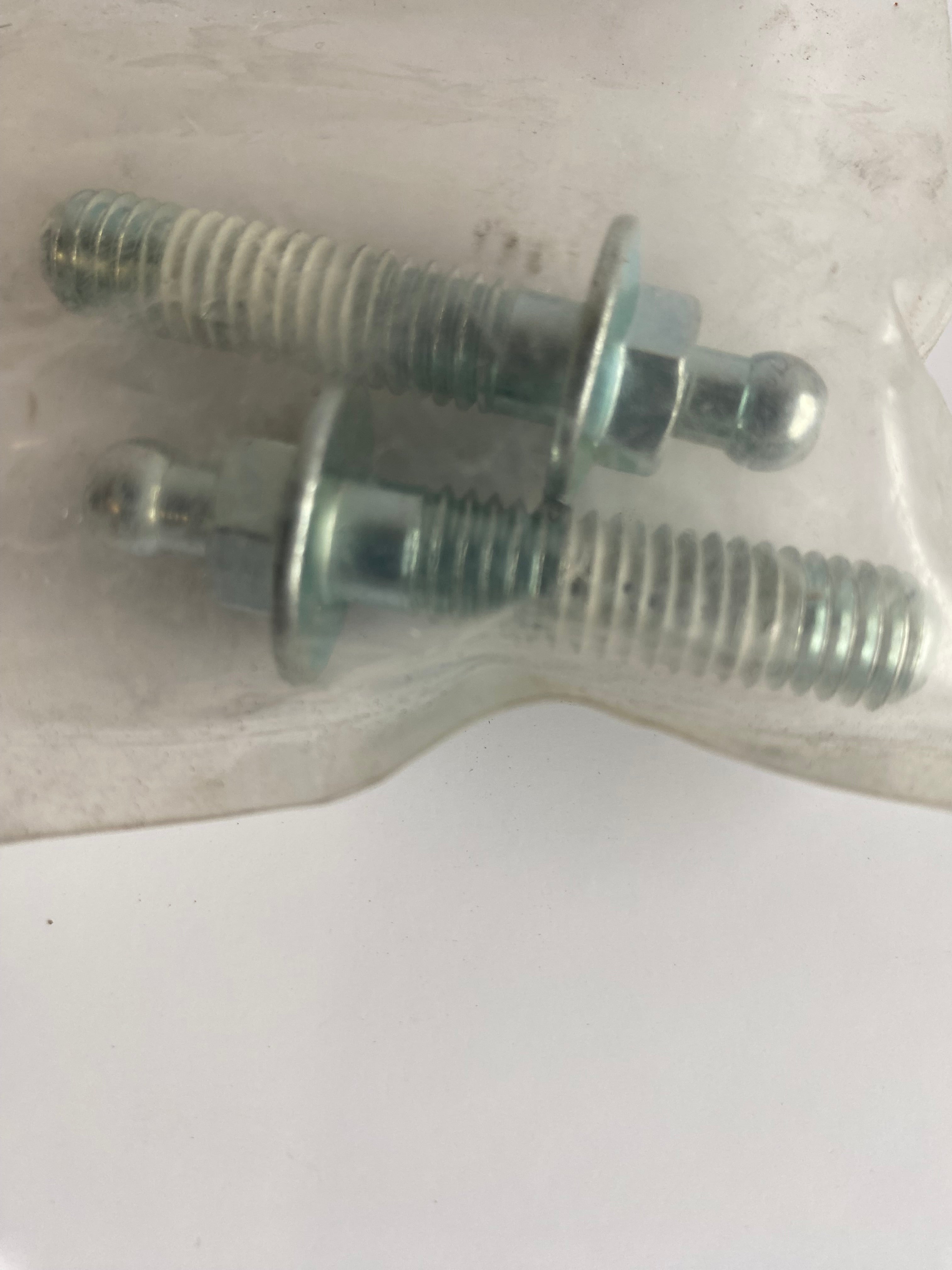 Jeu de 2 vis de reniflard 3/8-16  X 1.525 Harley Davidson REF OEM 29465-08B