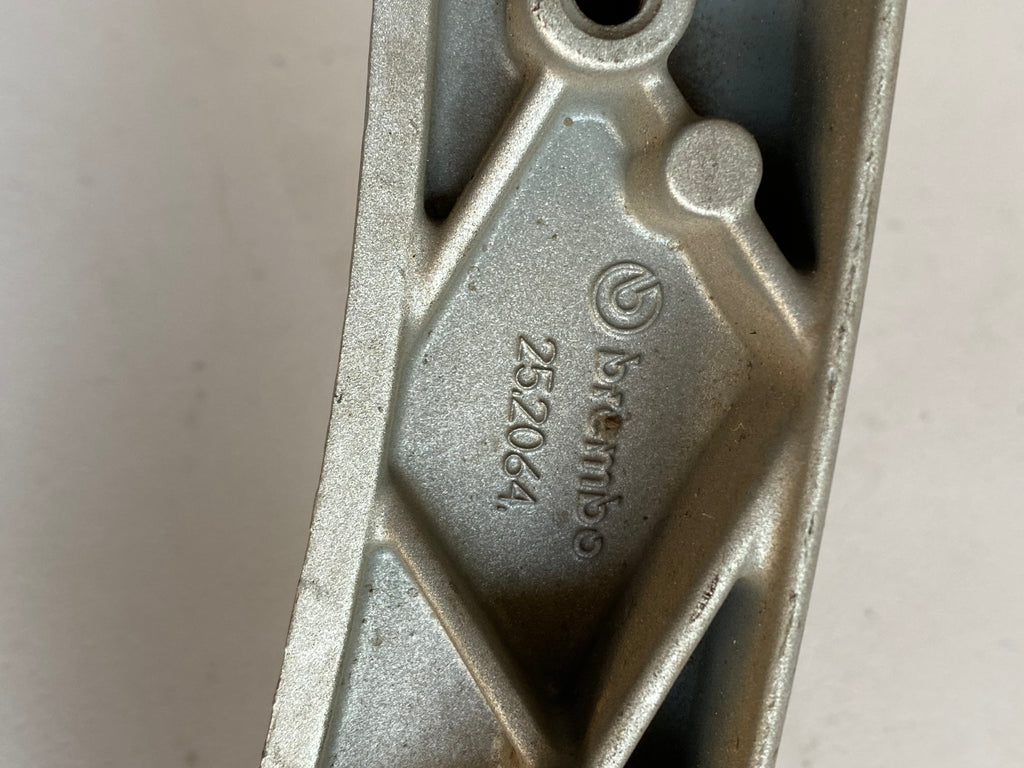 BUELL Removable Right Swingarm End OEM REF: K0101.02A8
