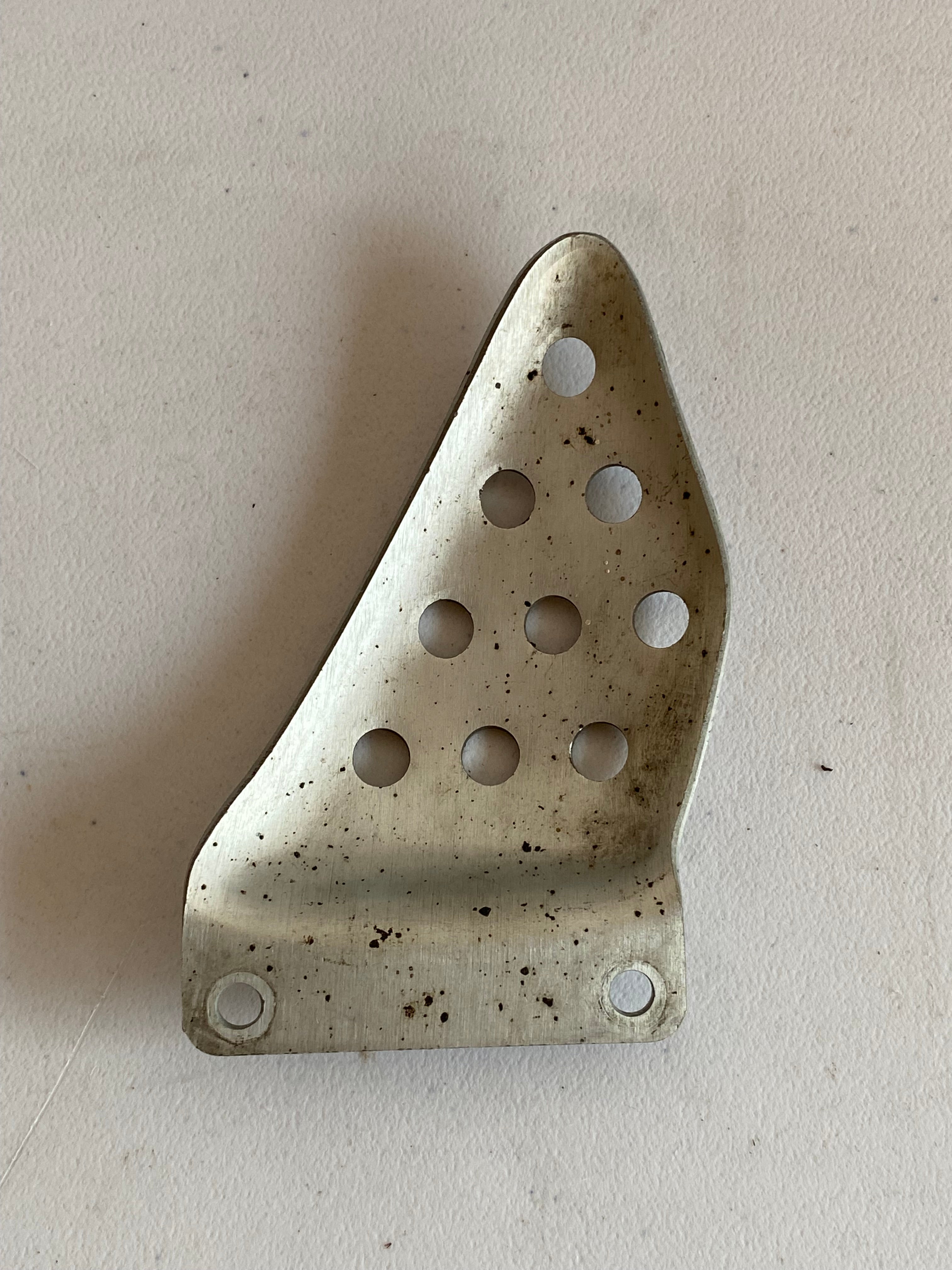 BUELL Right Rear Heel Guard OEM REF: L0079.02A8