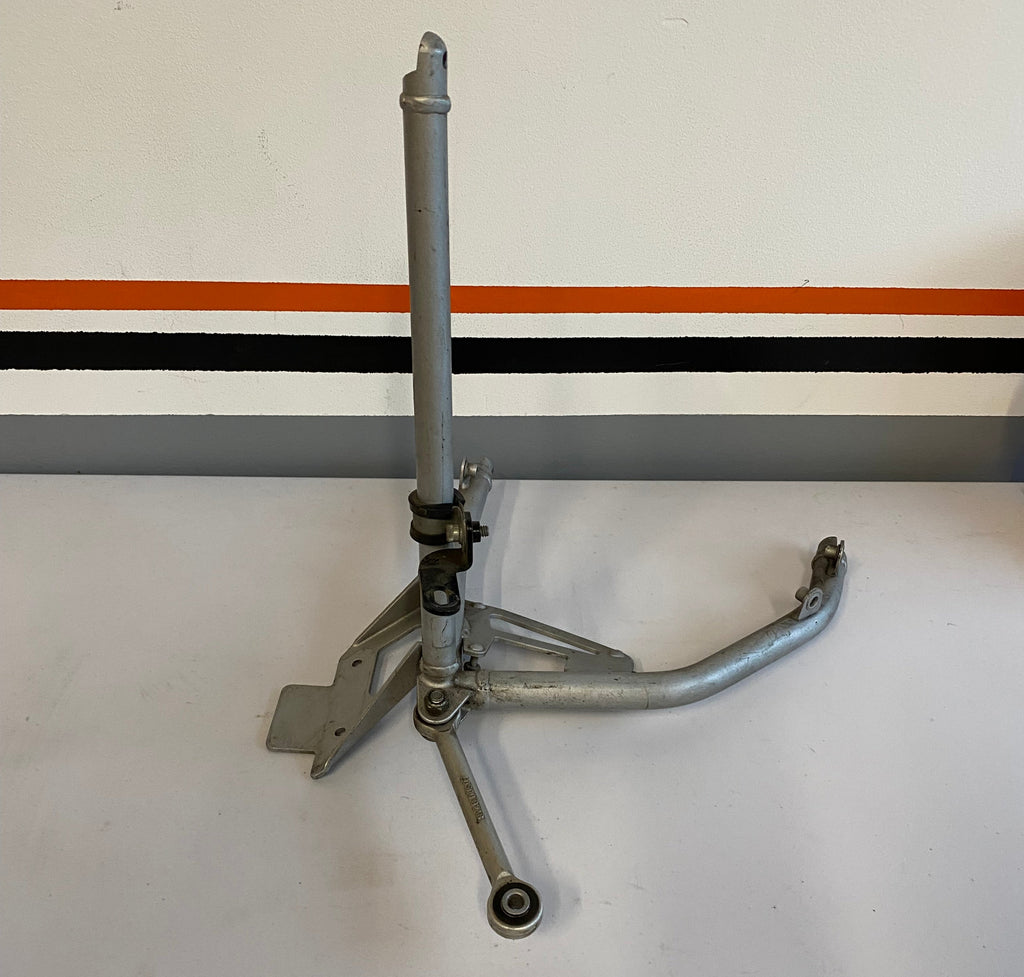 Front engine mount W BUELL XB REF OEM: L1511.4A8YT