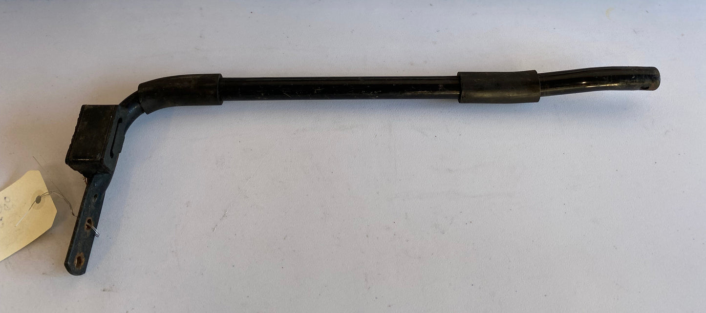 Support gauche de sacoche et de silencieux  Harley Davidson REF OEM : 49194-85