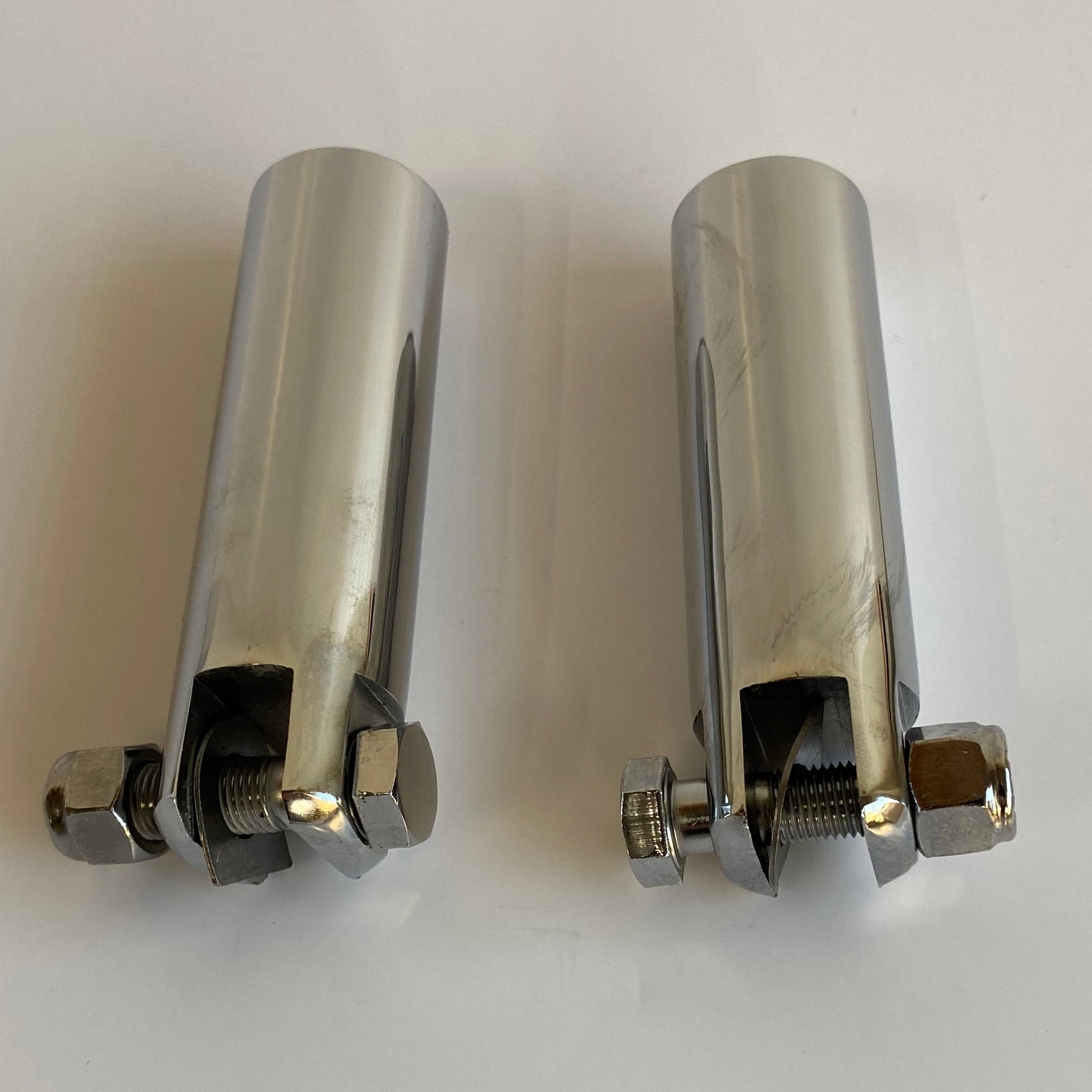 Jeu de supports cales pieds Kuryakyn Harley Davidson REF MCS 544489