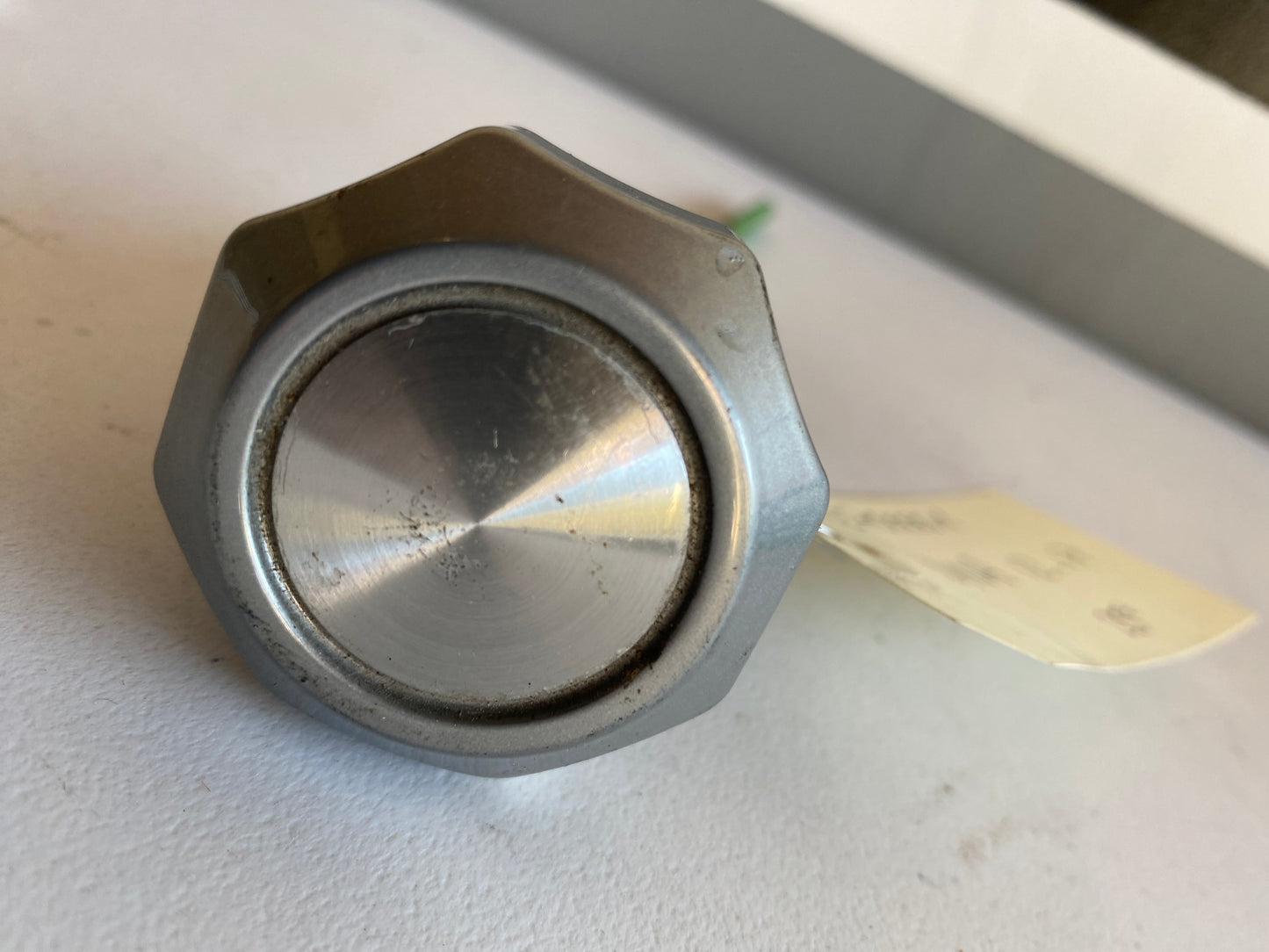 Bouchon de réservoir d'huile Harley Davidson Dyna REF OEM : 62700001