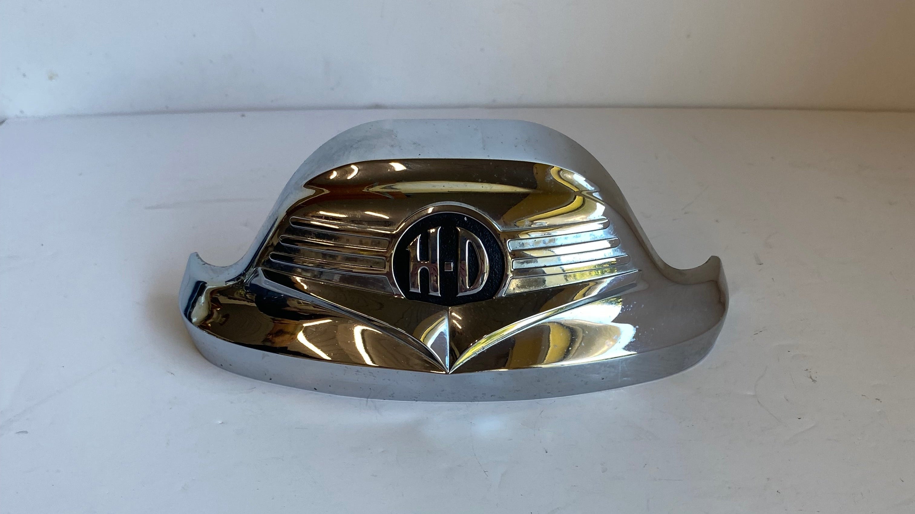 Ornement de garde boue chromé arrière Touring Harley Davidson REF OEM 59342-98