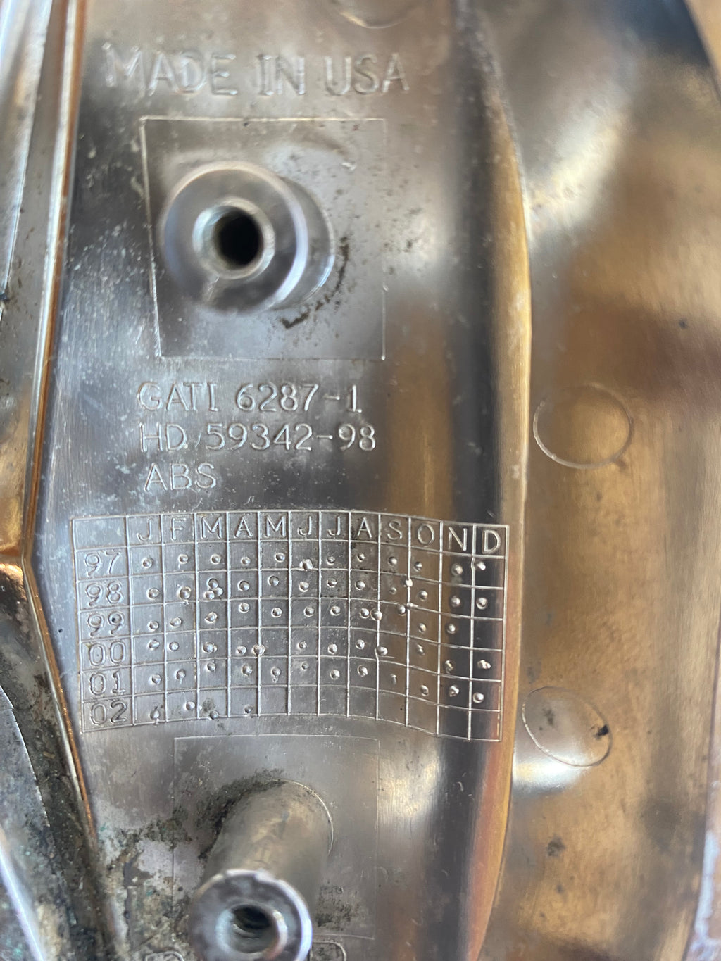 Ornement de garde boue chromé arrière Touring Harley Davidson REF OEM 59342-98