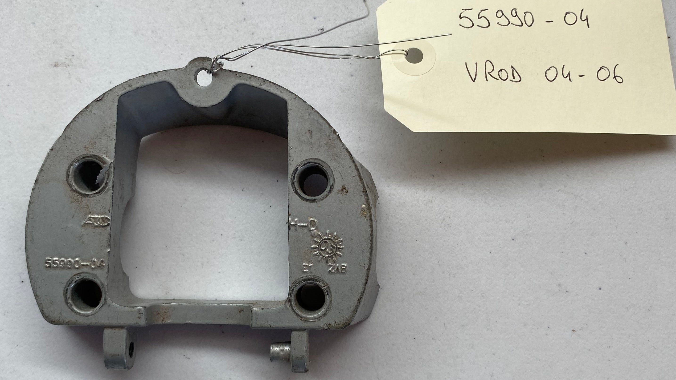 VROD riser bridge OEM REF: 55990-04