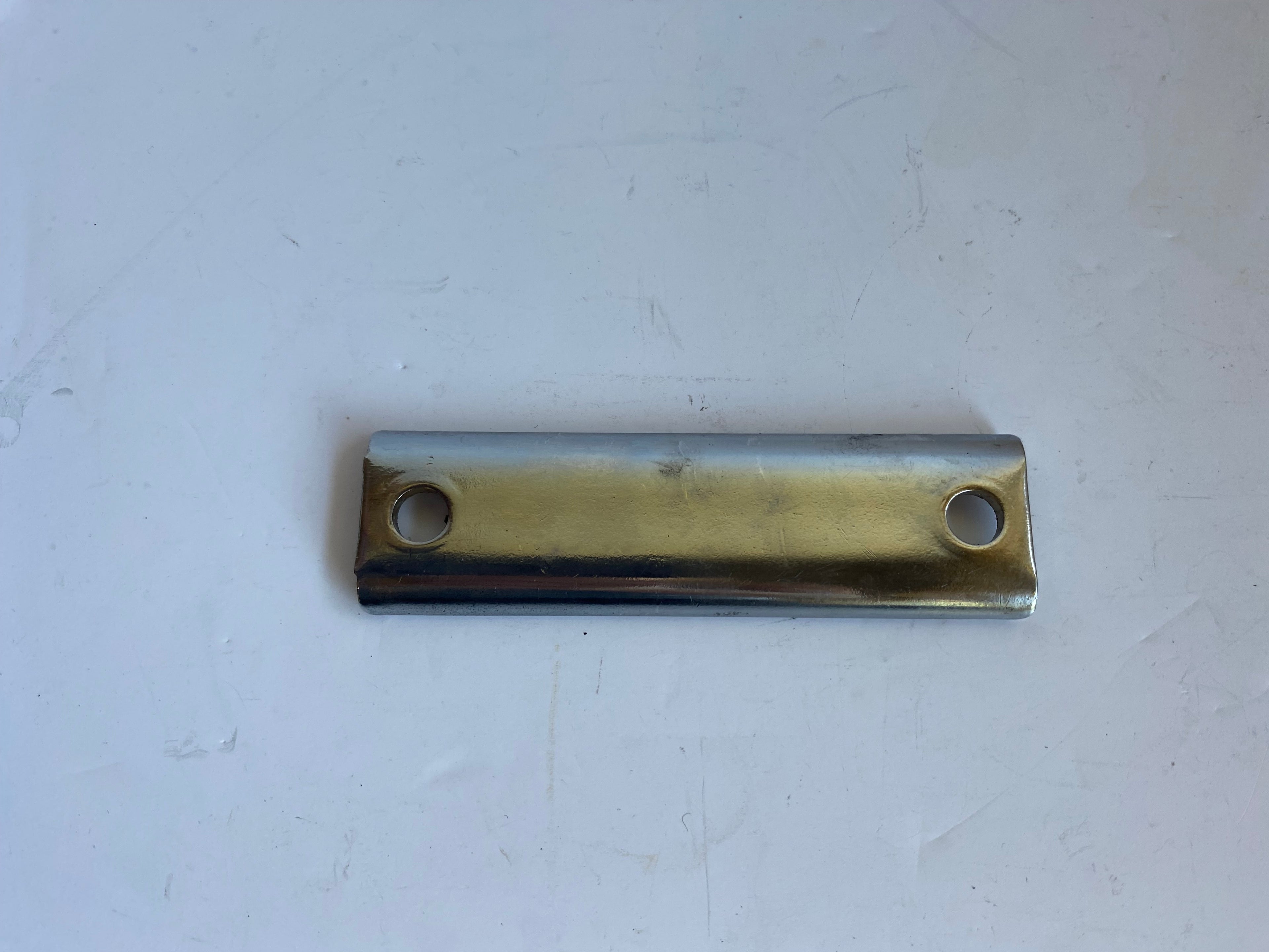 Patte silencieux d'échappement Touring Harley Davidson REF OEM : 65723-85