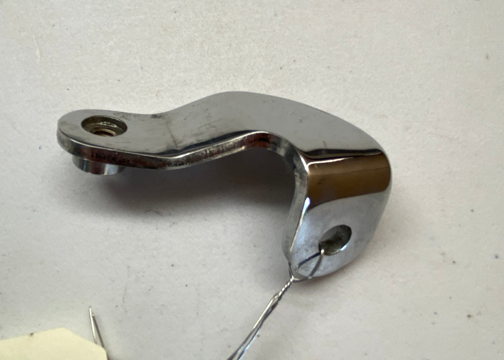 Support avant de bac à huile Harley Davidson REF MCS : 970784