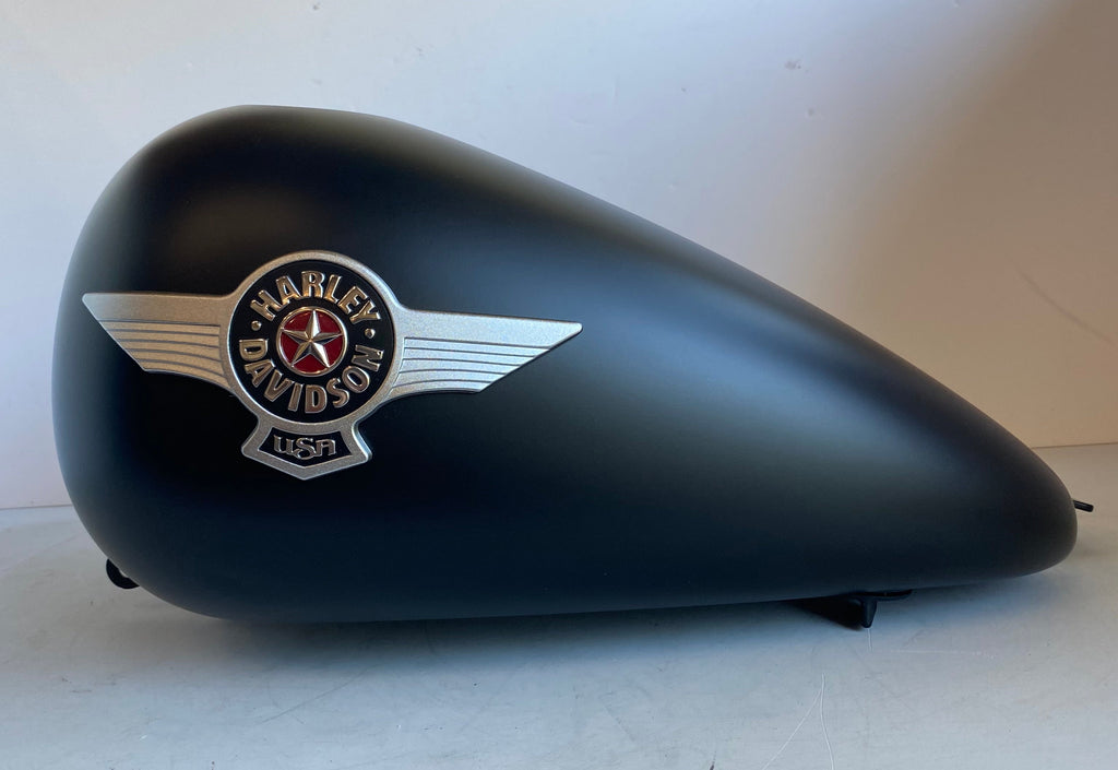 Réservoir carburant noir mat Softail Fat Boy Spécial Harley Davidson REF OEM 61000154BYM