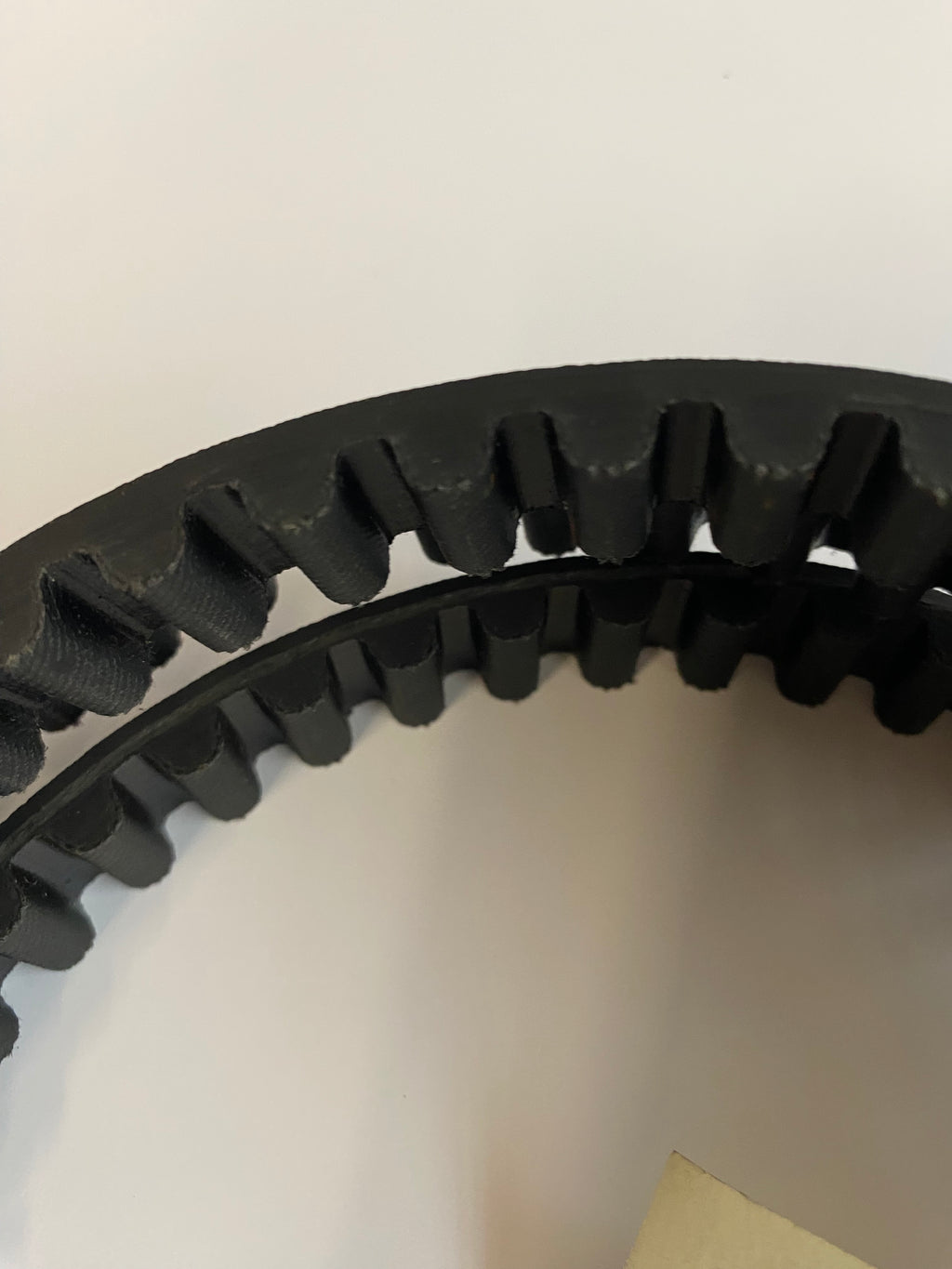 Courroie secondaire 132 dents x 20 mm Softail Harley Davidson REF OEM 40074-07