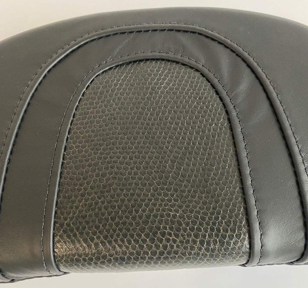 Pouf dosseret sissy bar Touring CVO Harley Davidson REF OEM 52316-05A