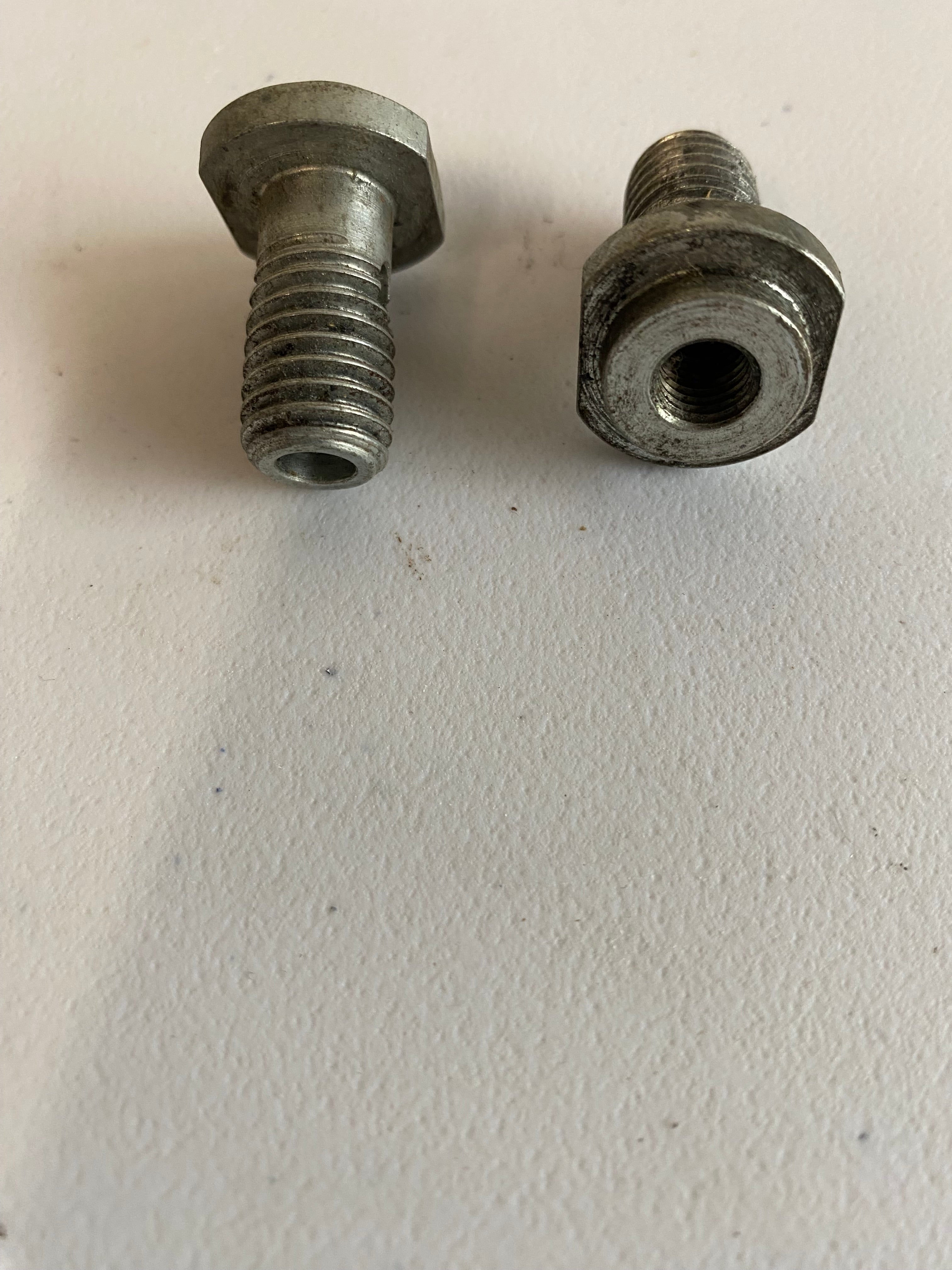 Set of two S&amp;S 1/2-13 Harley Davidson breather screws REF: 17-0347