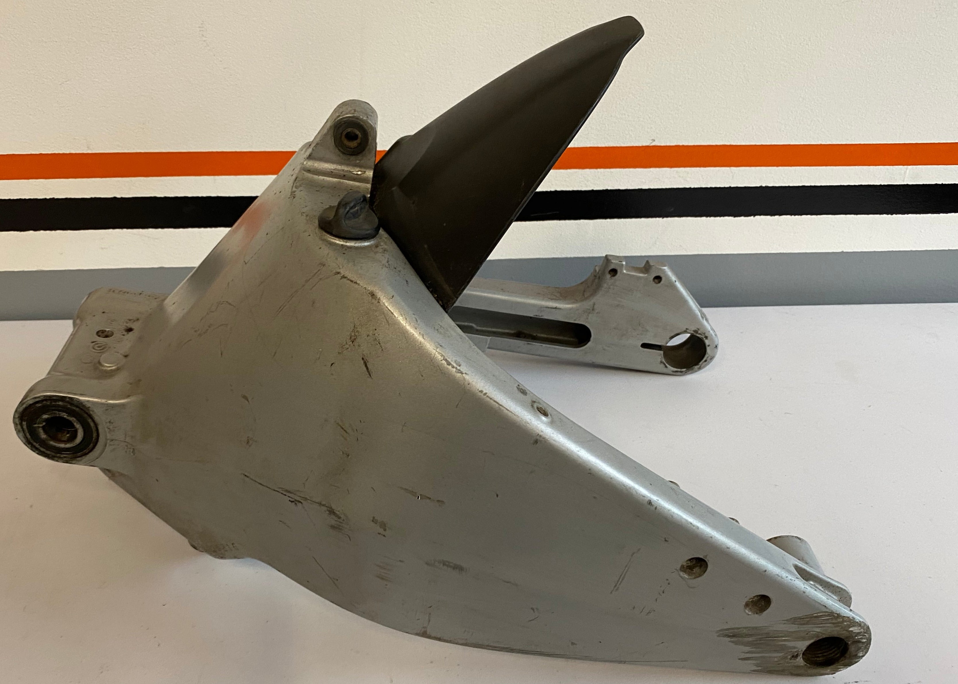 Bras oscillant BUELL REF OEM : K0100.02A8
