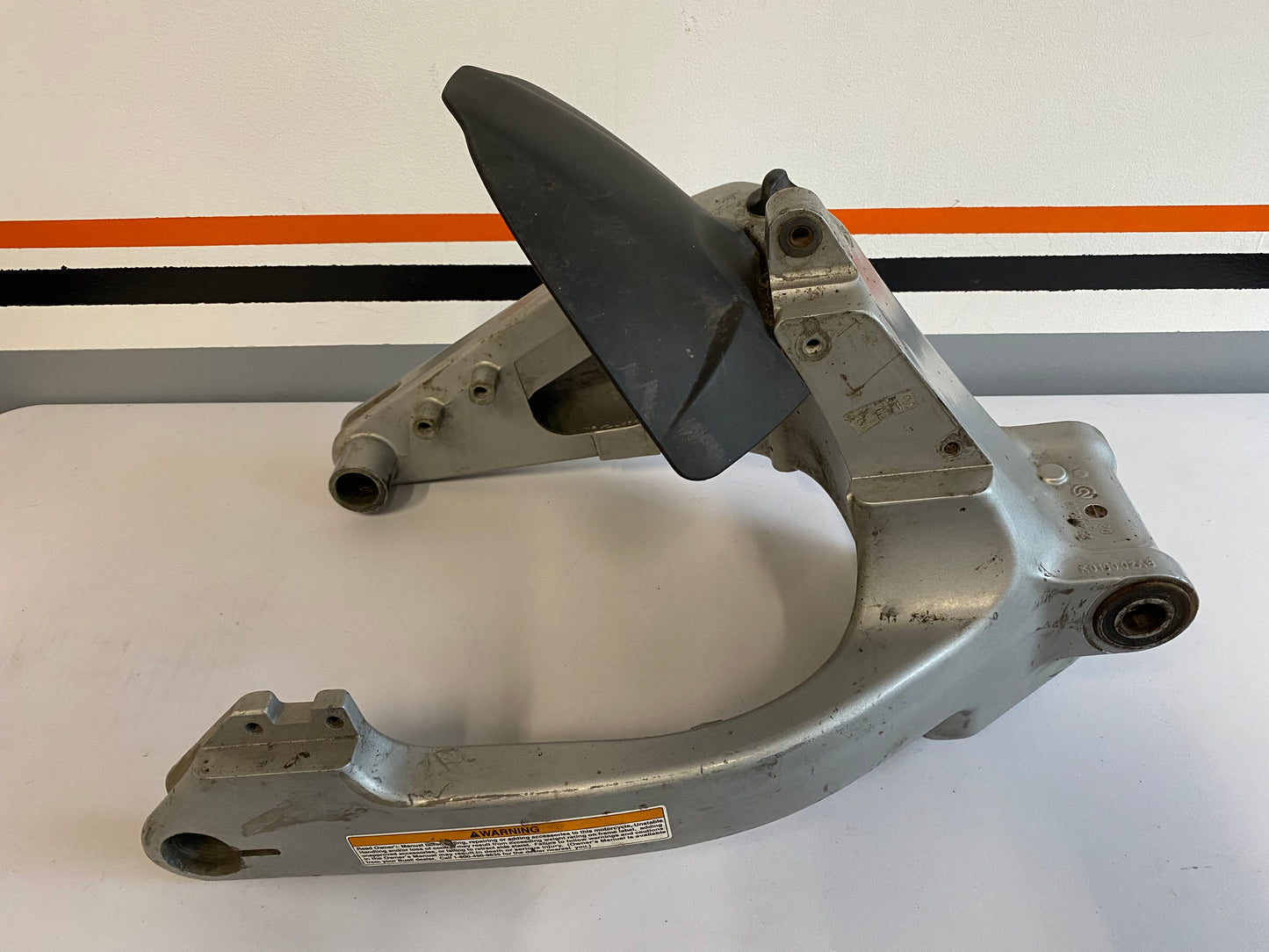 Bras oscillant BUELL REF OEM : K0100.02A8