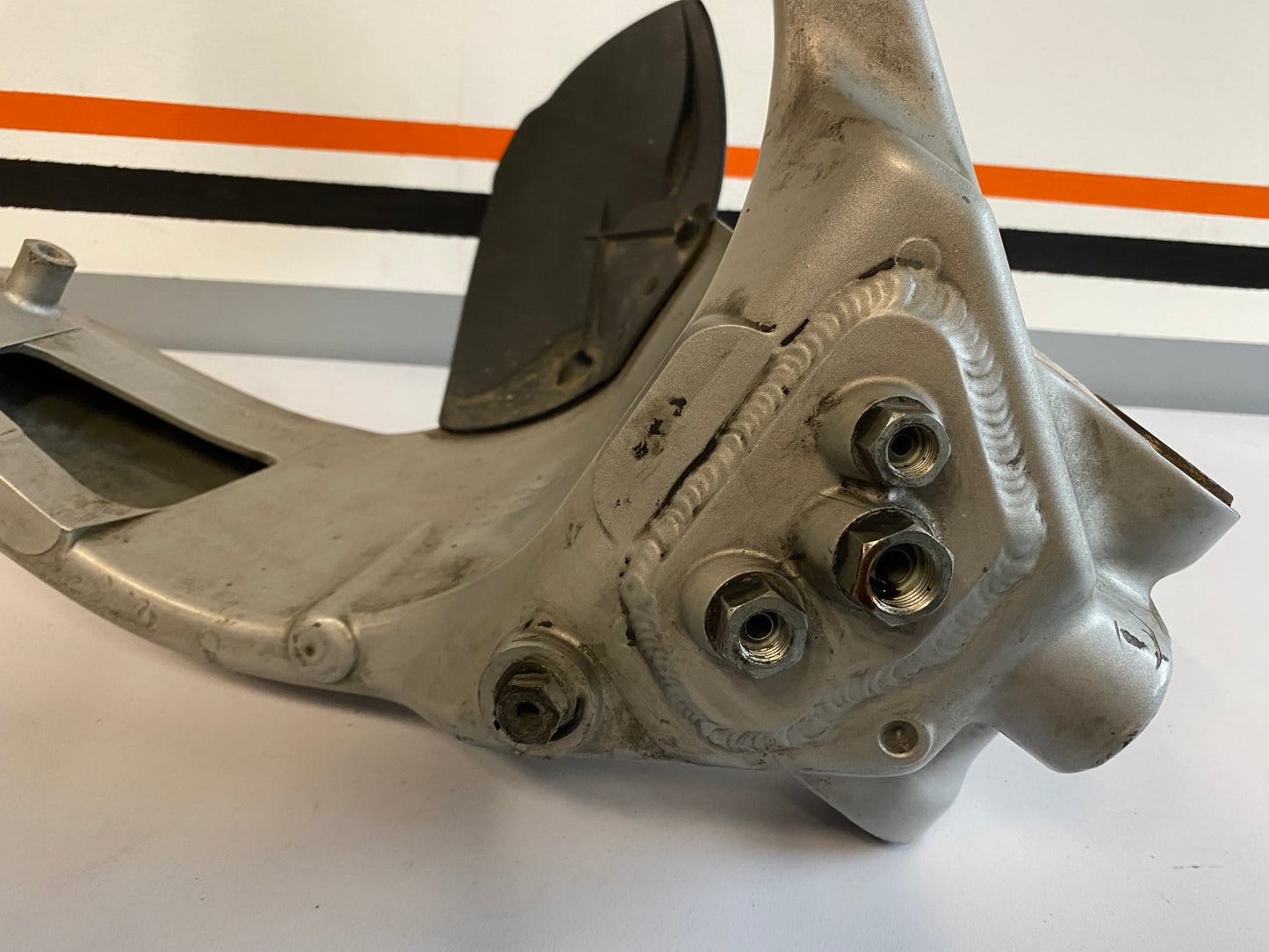 Bras oscillant BUELL REF OEM : K0100.02A8