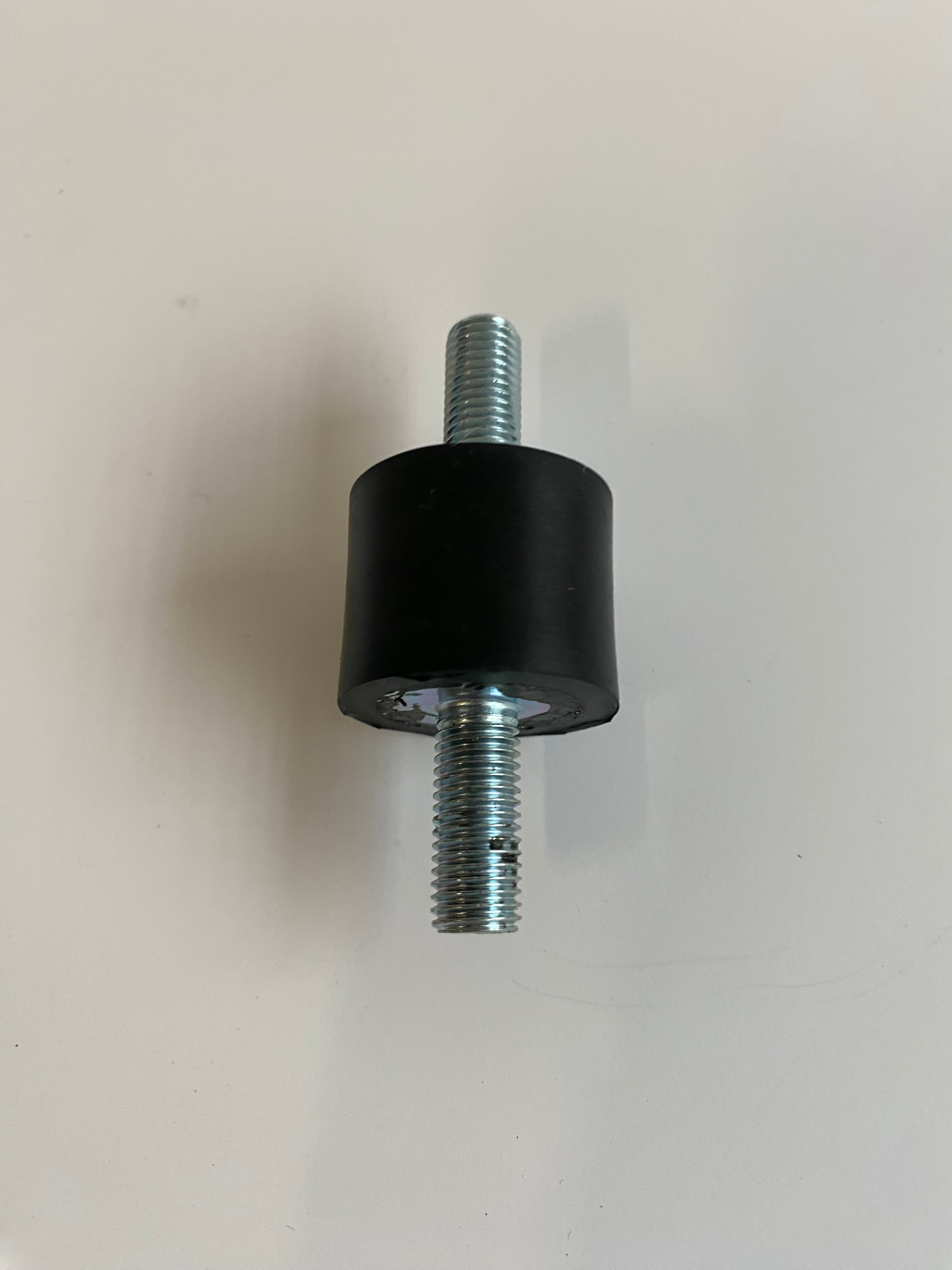 Silent bloc réservoir huile ou batterie Harley Davidson REF WW 95-358