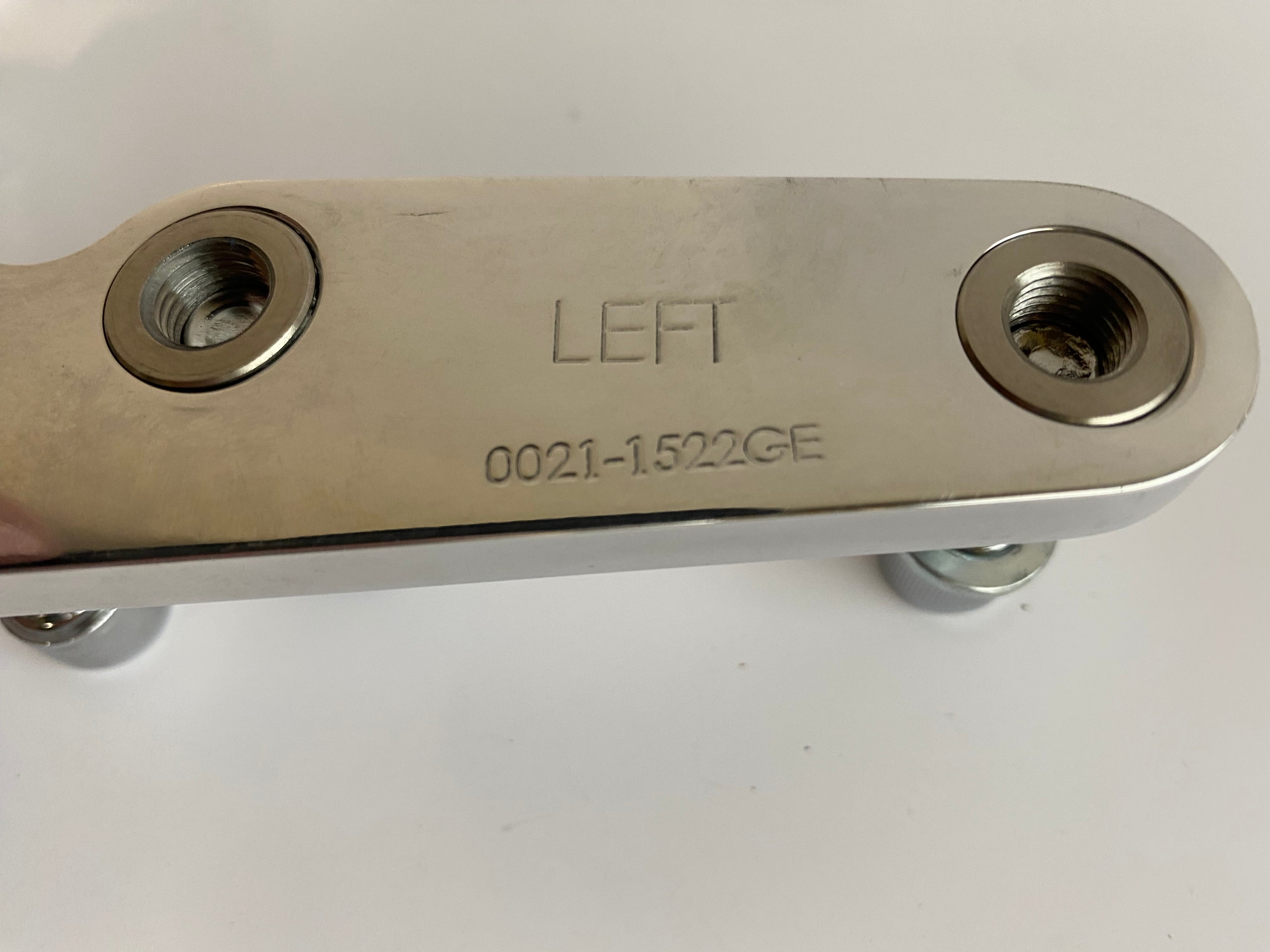 Support étrier de frein avant Performance Machine  Harley Davidson REF WW 29-778