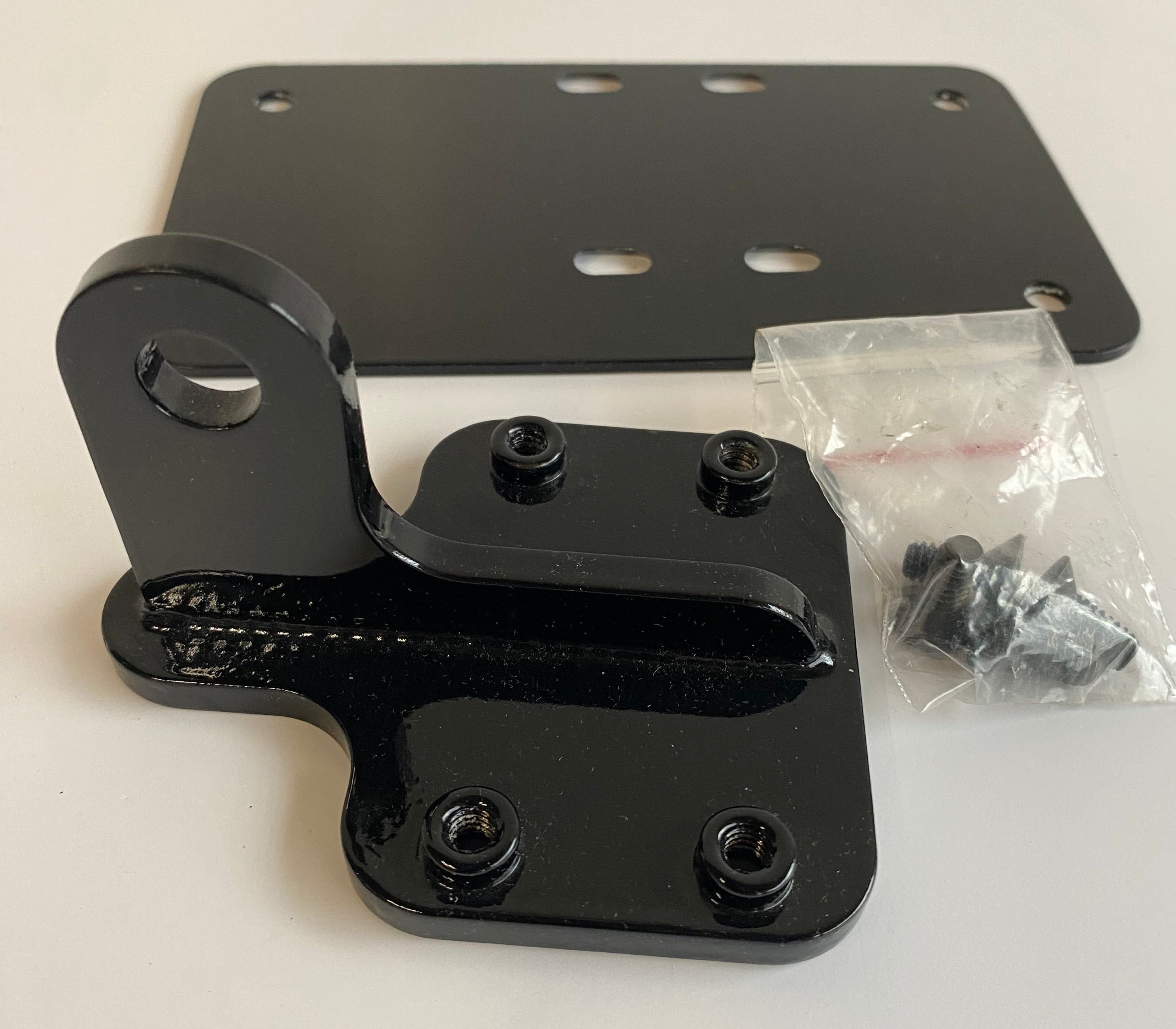 Support de plaque d'immatriculation latéral Harley Davidson REF MCS 938062