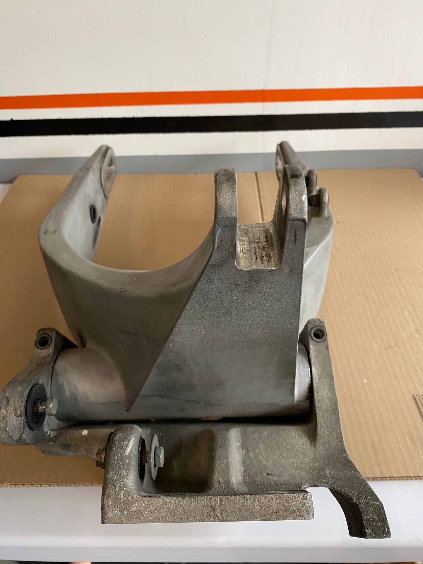 Bras oscillant BUELL M1 et support moteur BUELL X1, M2, S1, S3