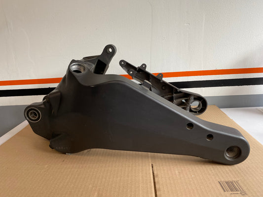 Bras oscillant BUELL  REF OEM : K0100C.1AK-1