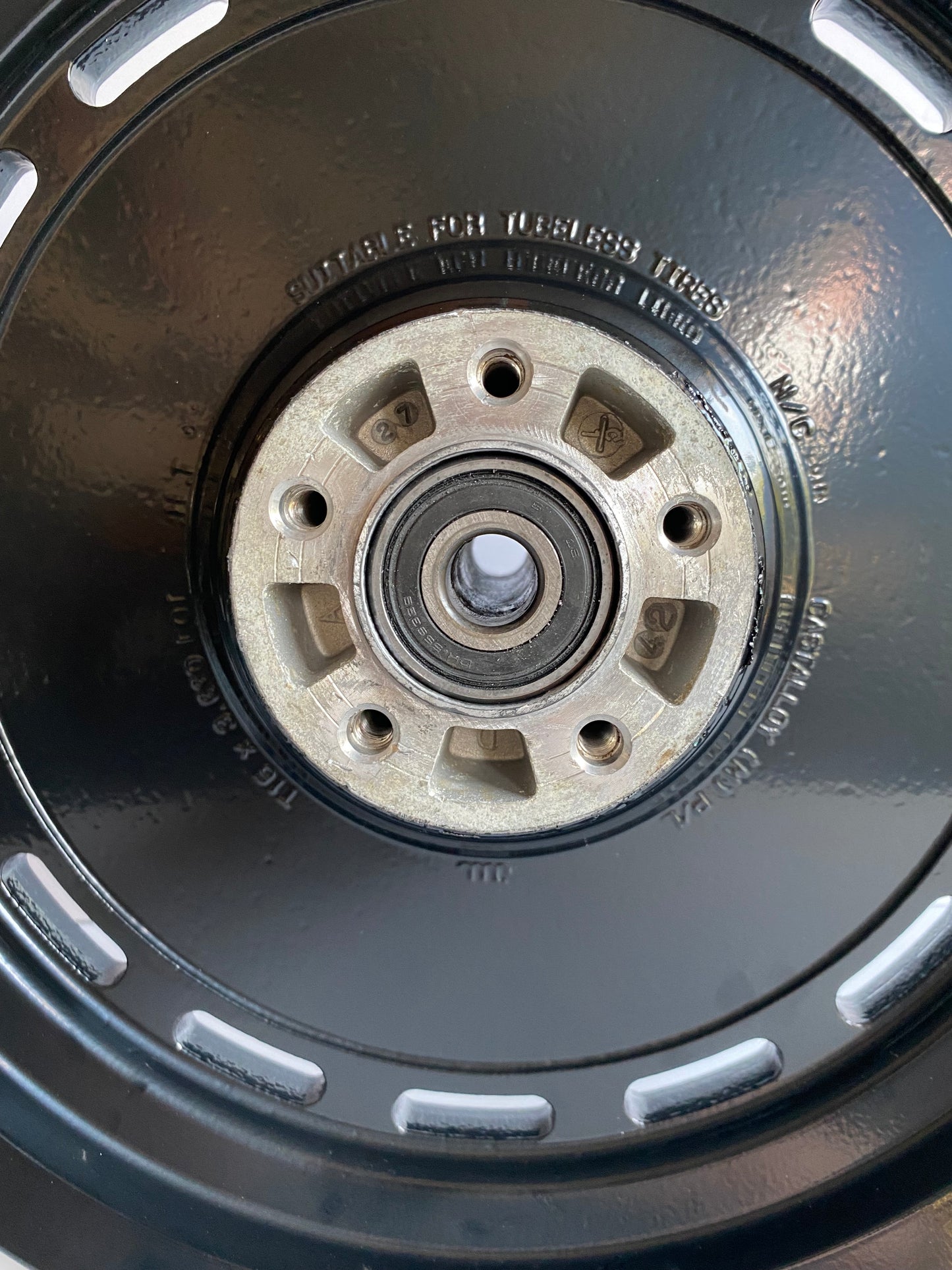 Roue arrière pleine noire Sportster Harley Davidson REF OEM 41013-00A