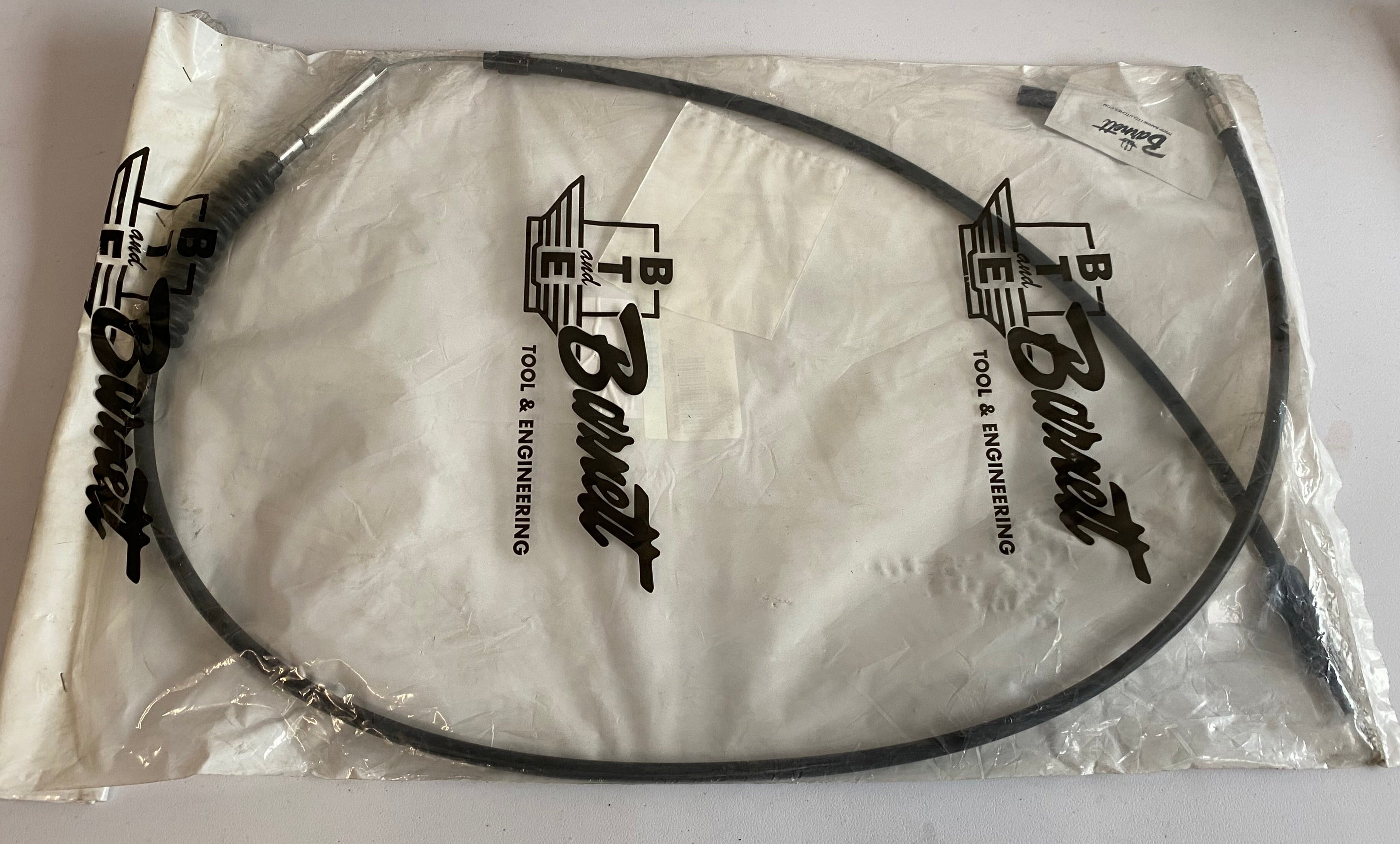 Câble d'embrayage noir Barnett 66 pouces Sportster Harley Davidson  REF MCS : 570825
