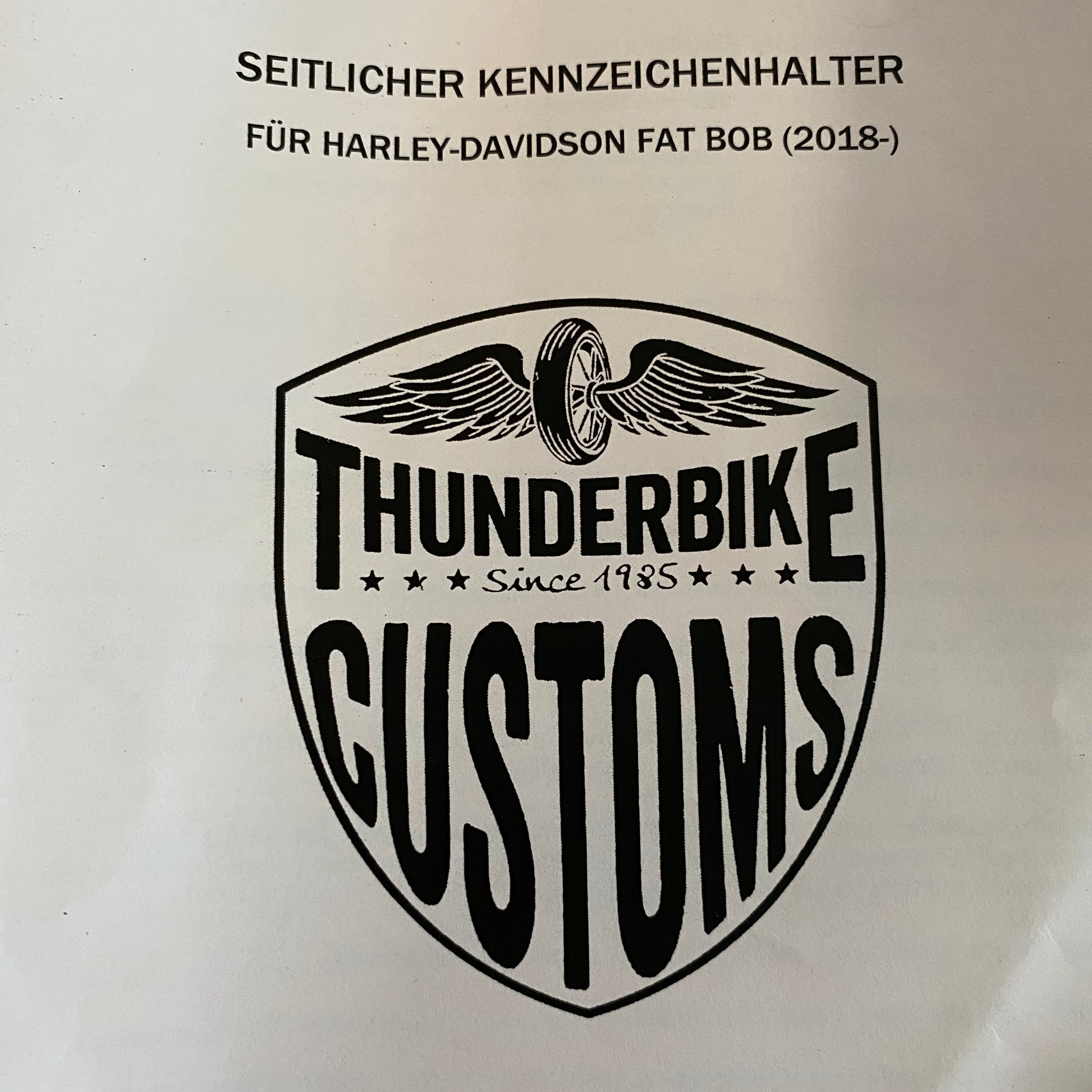 Support de plaque d'immatriculation latéral Softail Fat Bob Harley Davidson REF 28-74-122