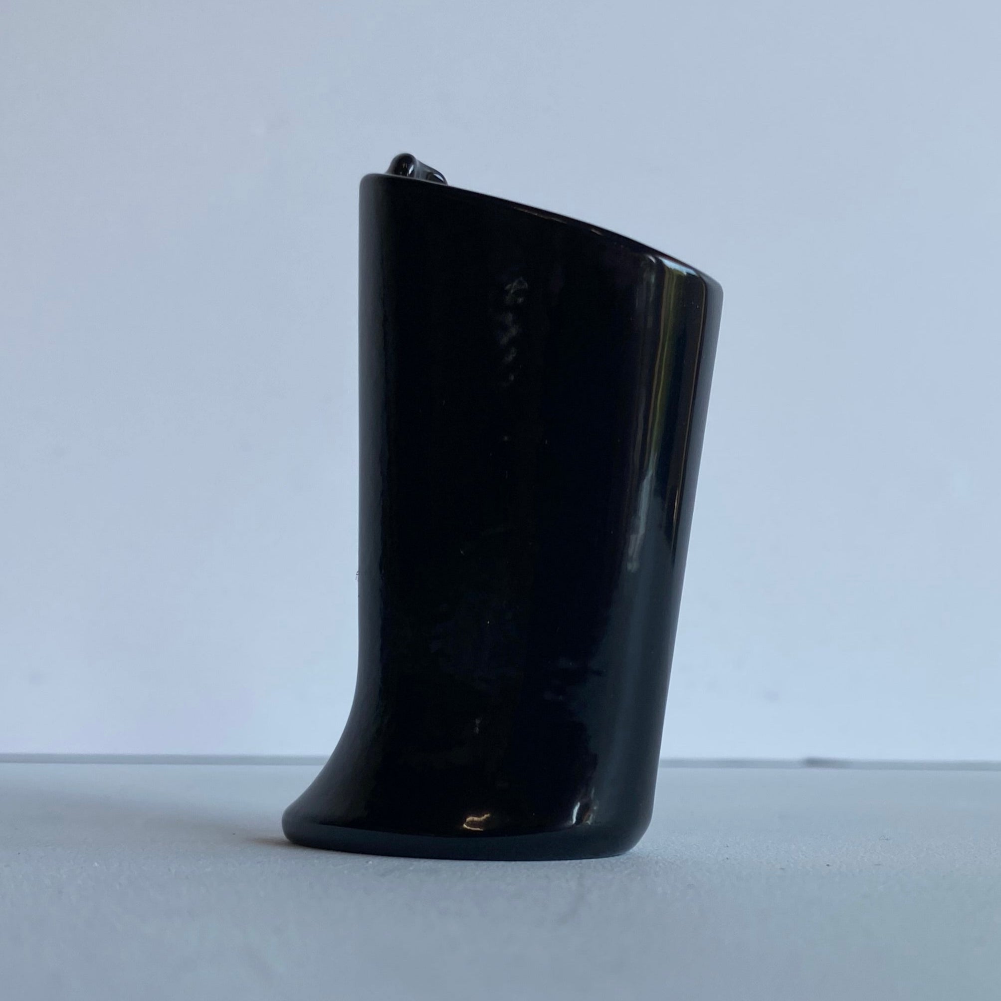Support de clignotant arrière noir Harley Davidson REF OEM 68277-07