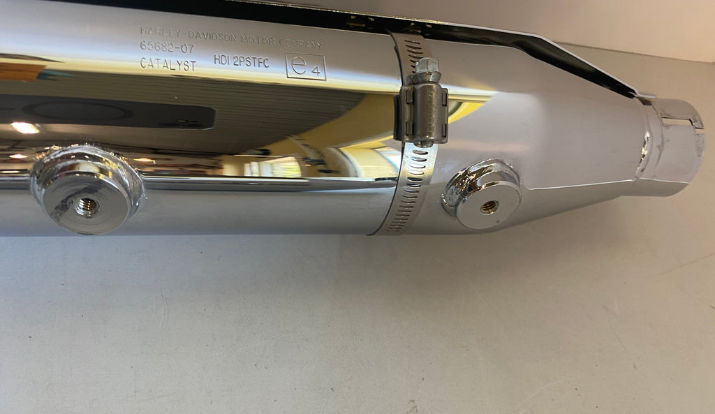 Genuine Harley Davidson Softail Muffler Set REF OEM 65682-07 &amp; 65685-07