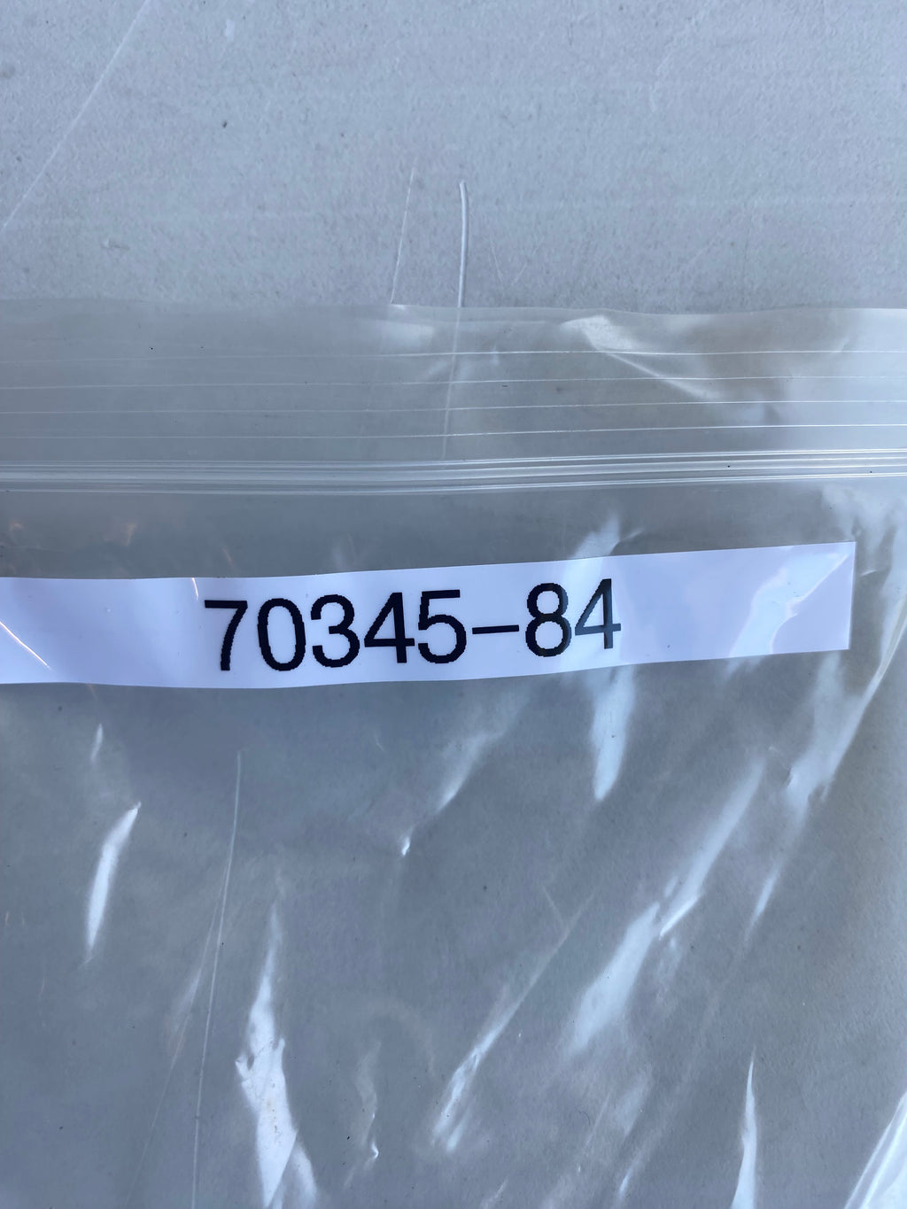 Attache faisceau électrique commodos guidon Harley Davidson REF OEM 70345-84