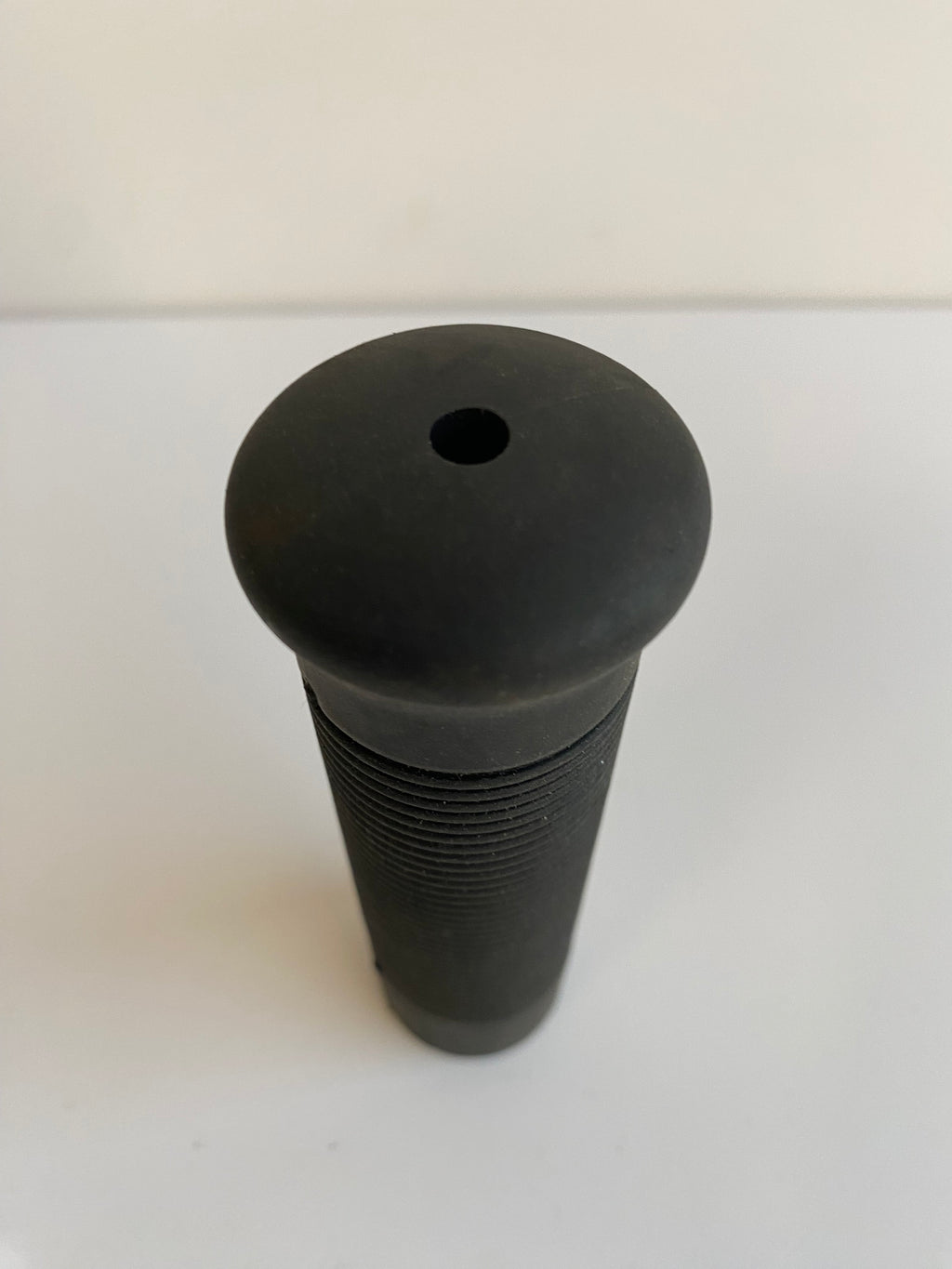 Poignée droite Anderson Harley Davidson REF MCS 906092