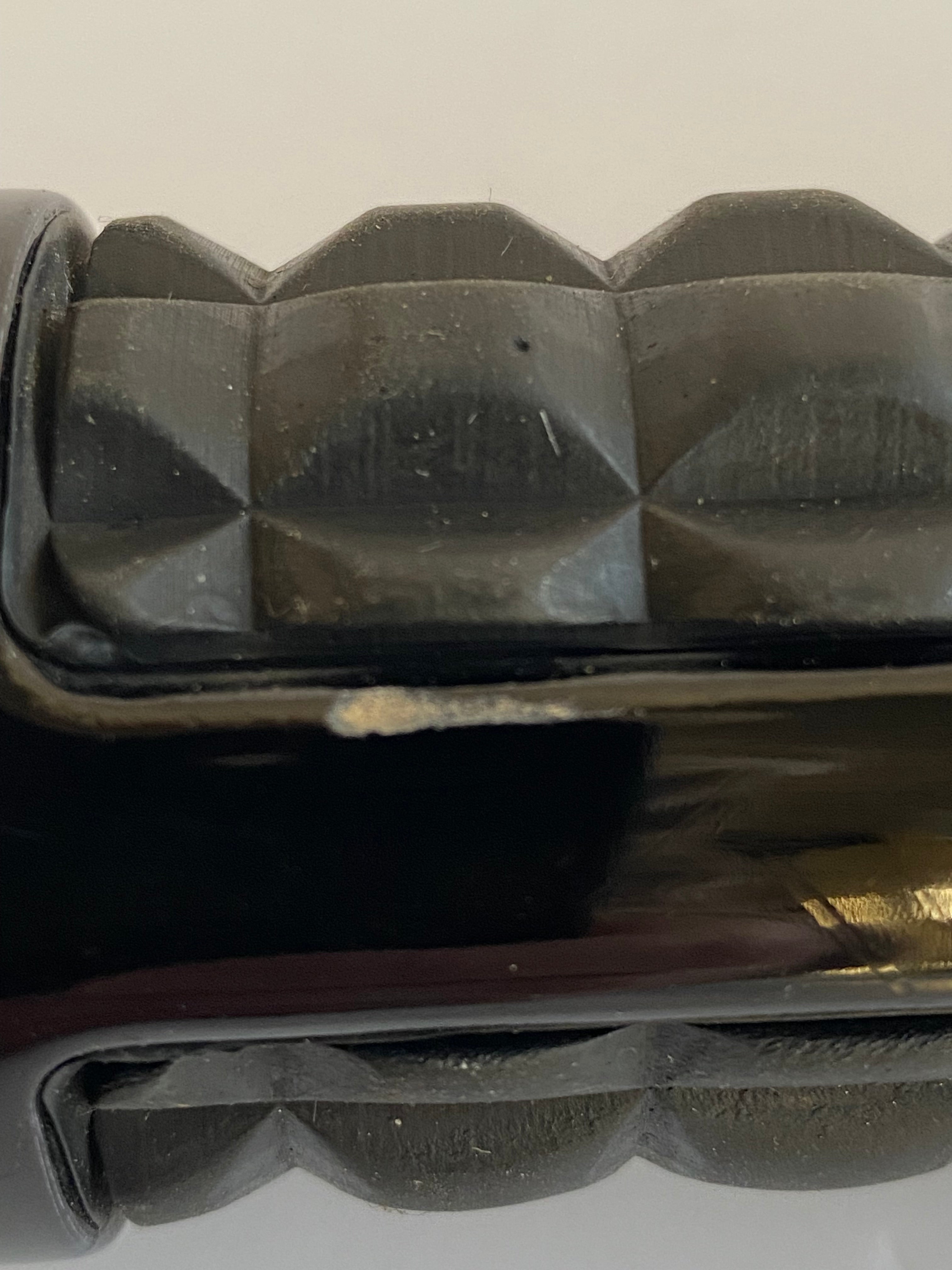 Poignée gauche Dominion black HDMC Harley Davidson REF 56100231 ou 56100232