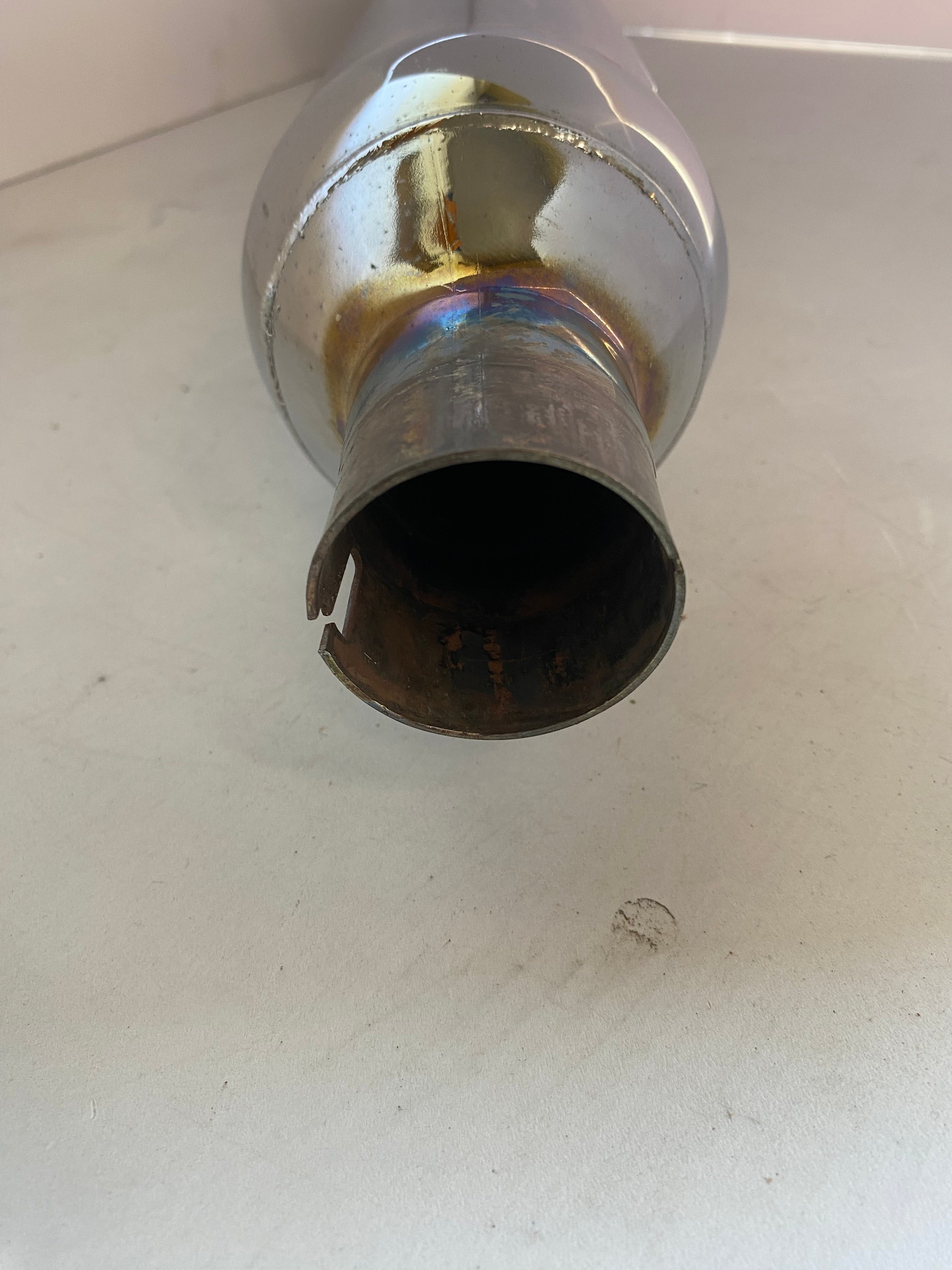 Silencieux échappement origine droite Touring Harley Davidson REF OEM 65863-09